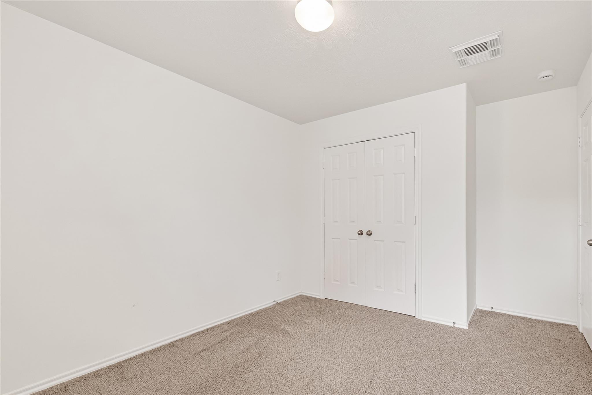 10 Druids Glen Place