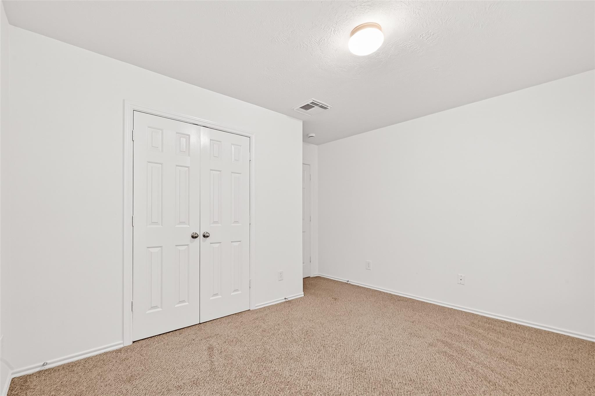 10 Druids Glen Place