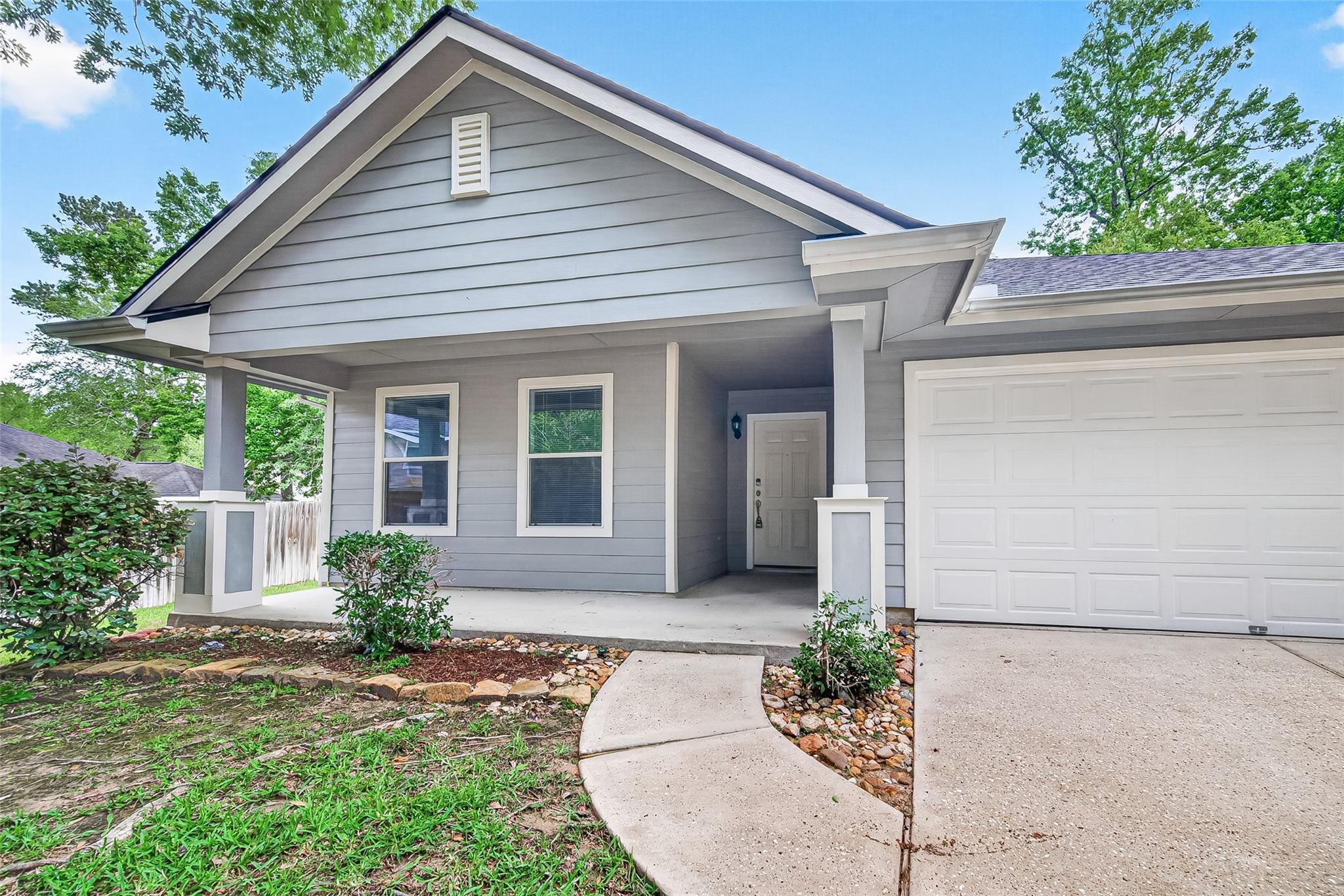 10 Druids Glen Place