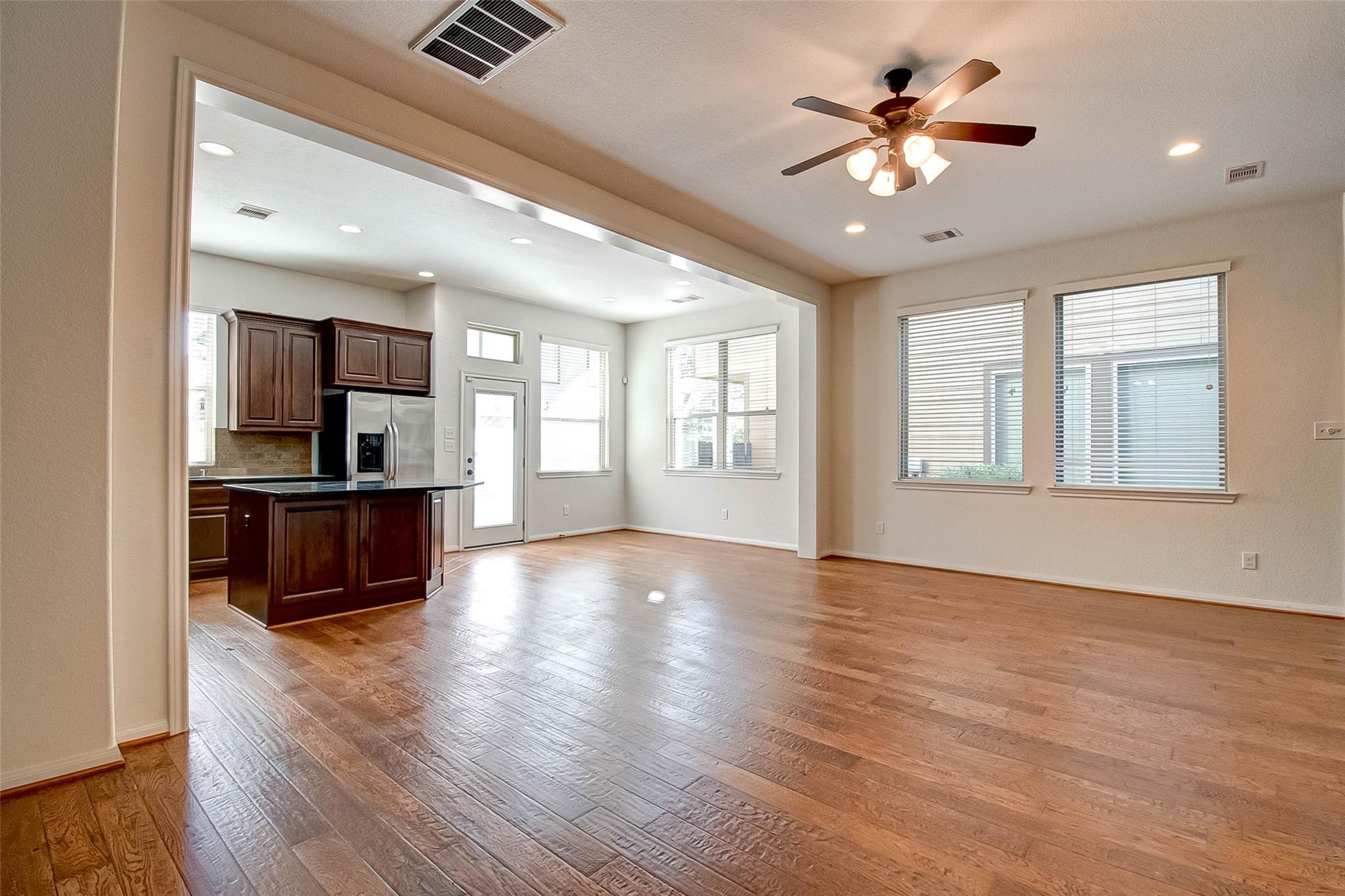 20 Cheswood Manor Court