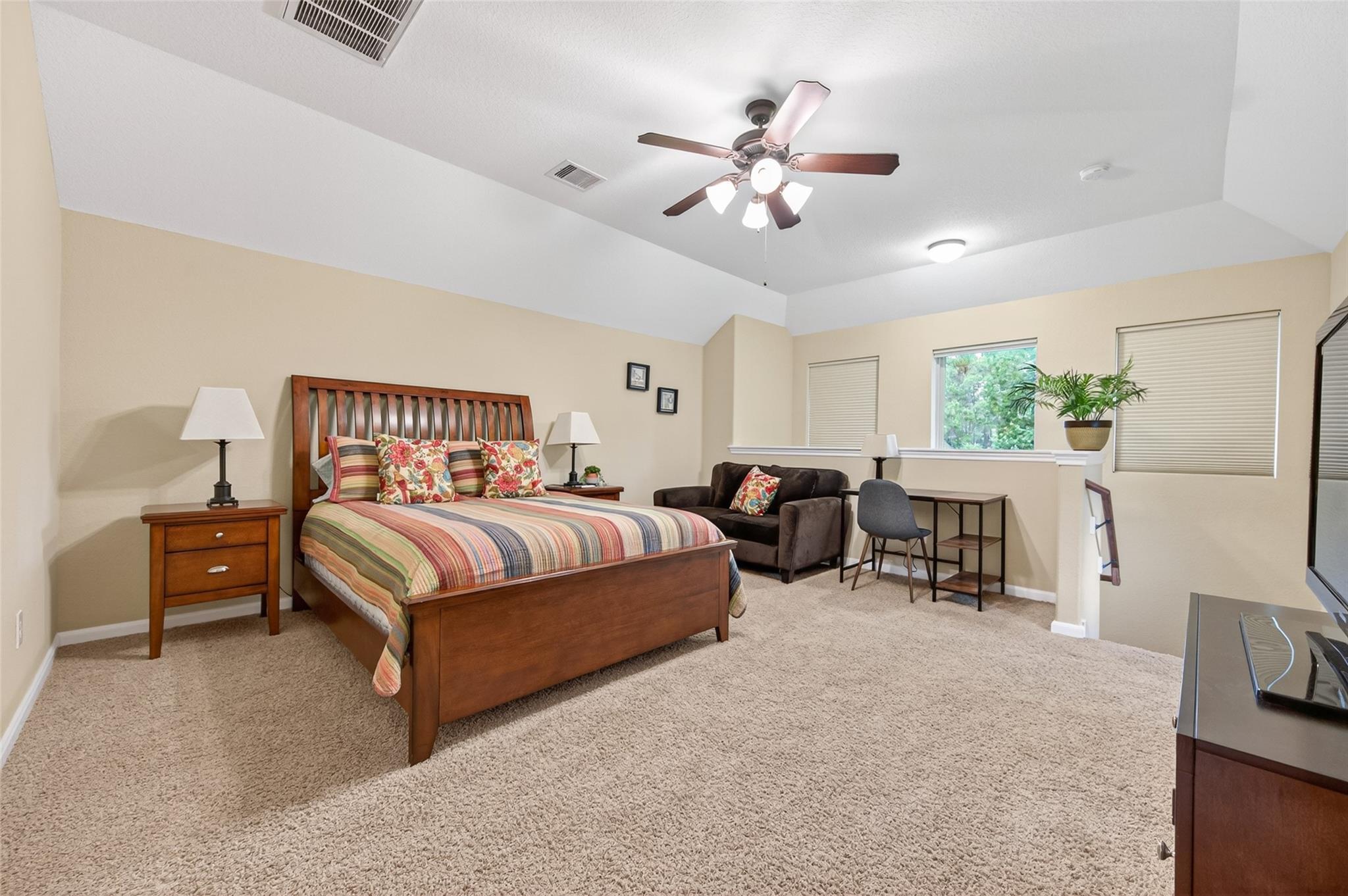 7 Cayahoga Court