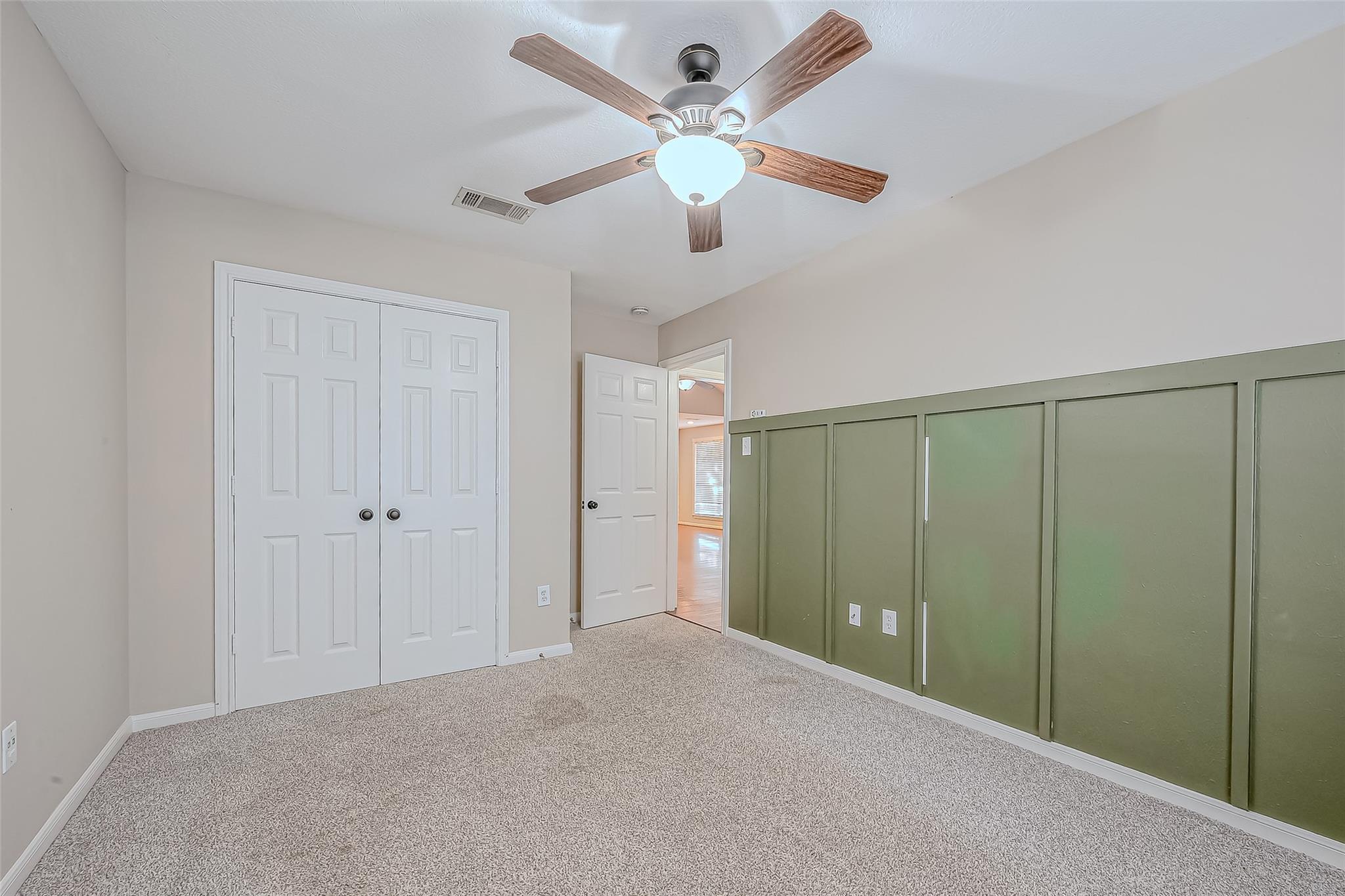 7135 Woodland Oaks