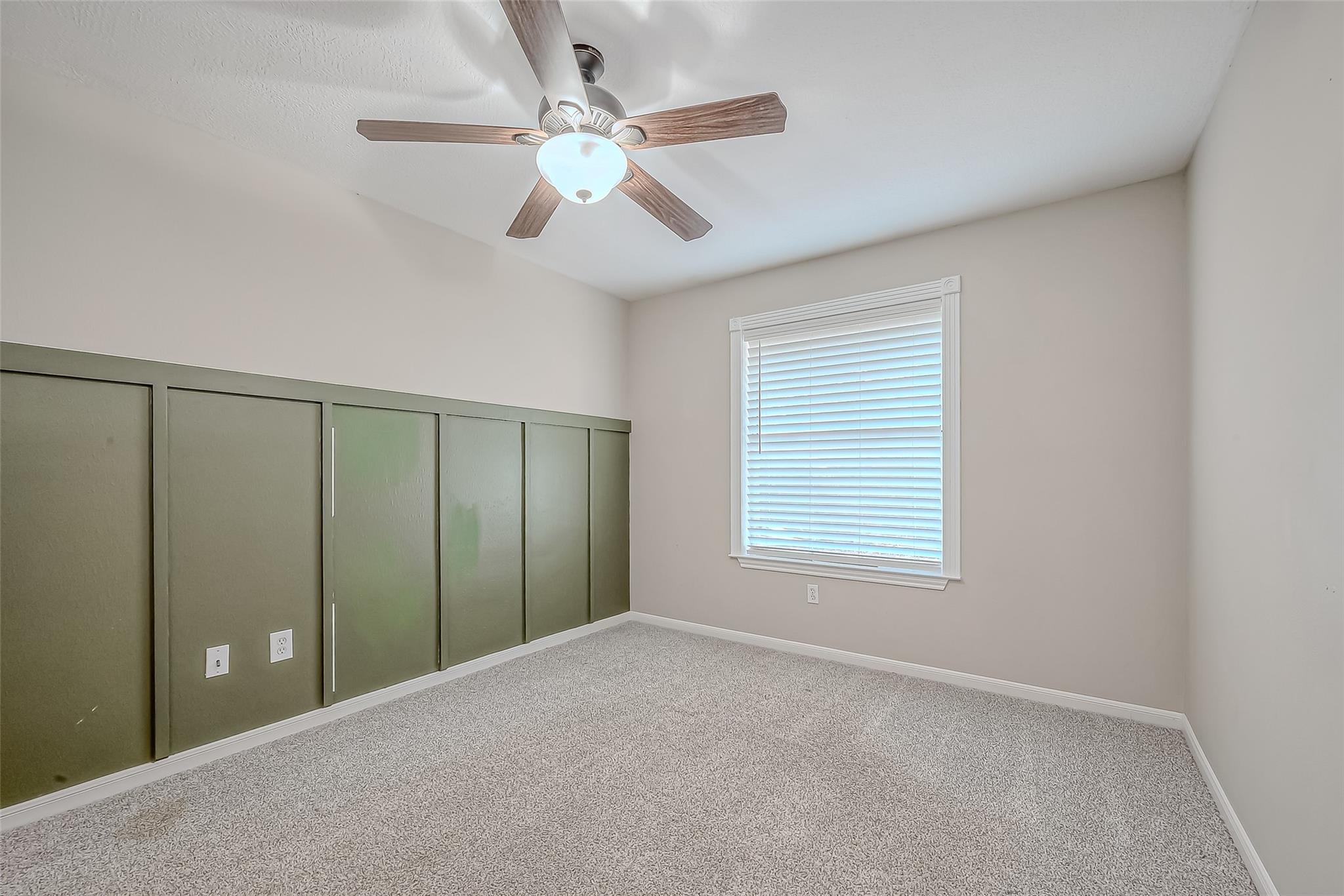 7135 Woodland Oaks