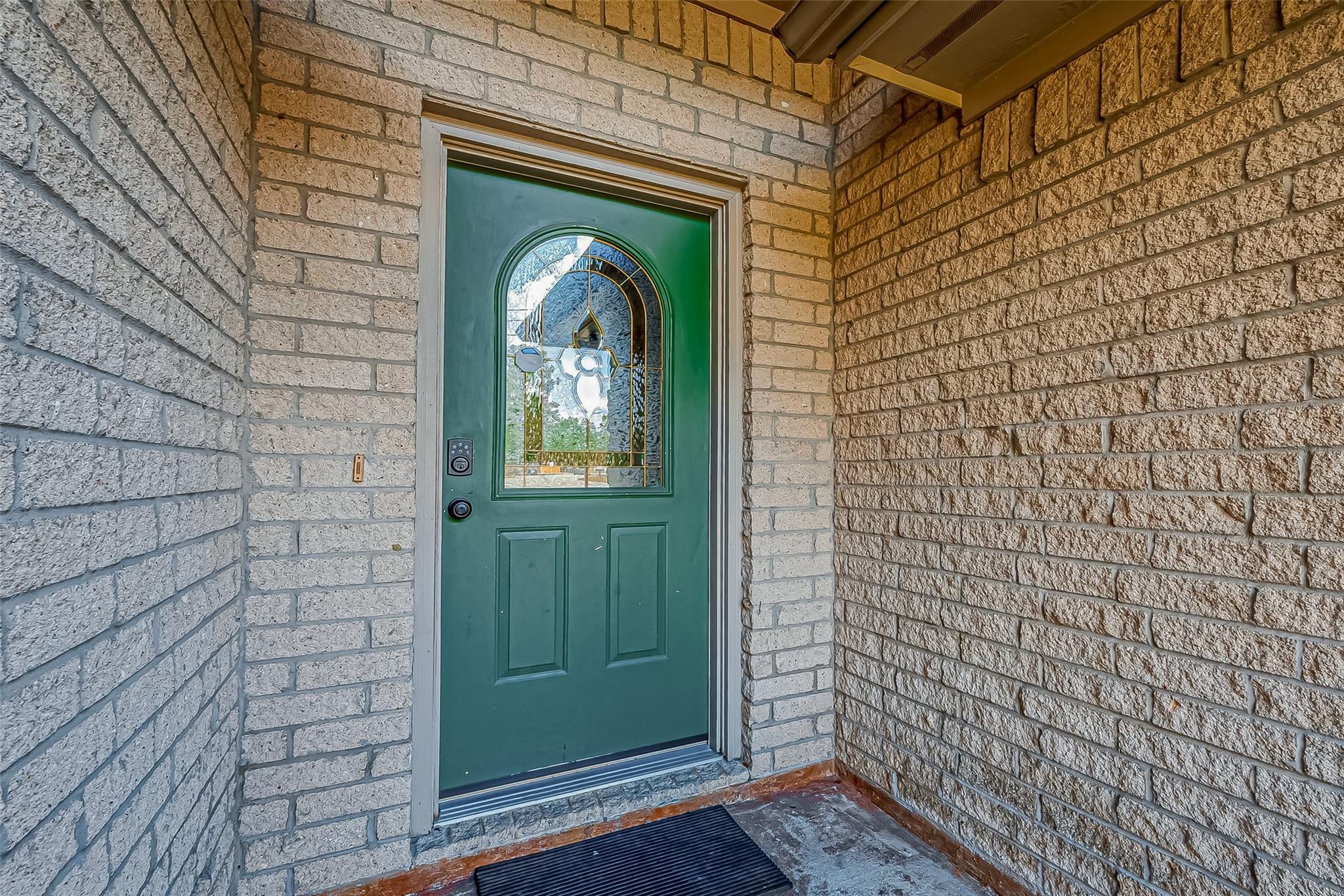 7135 Woodland Oaks