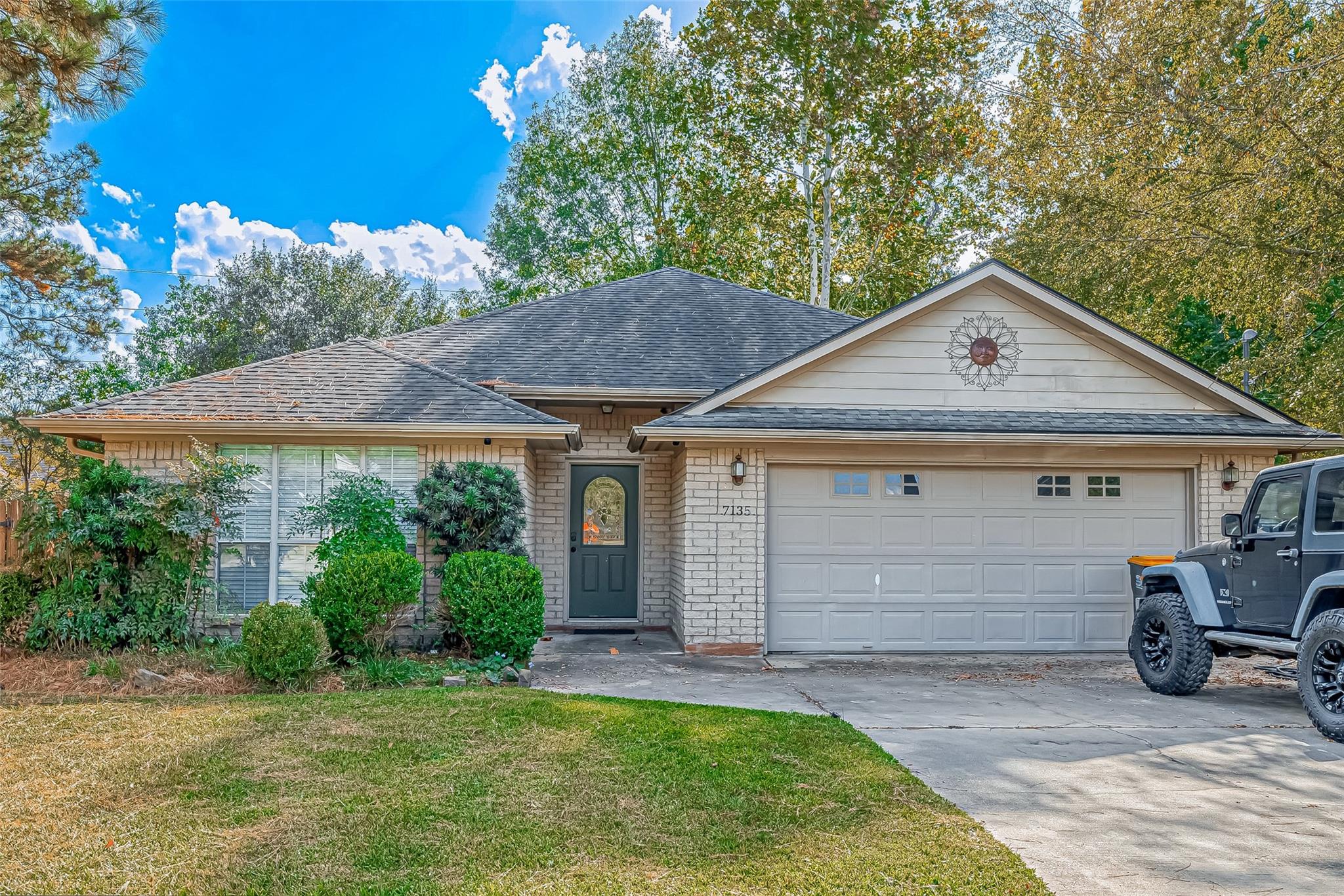 7135 Woodland Oaks