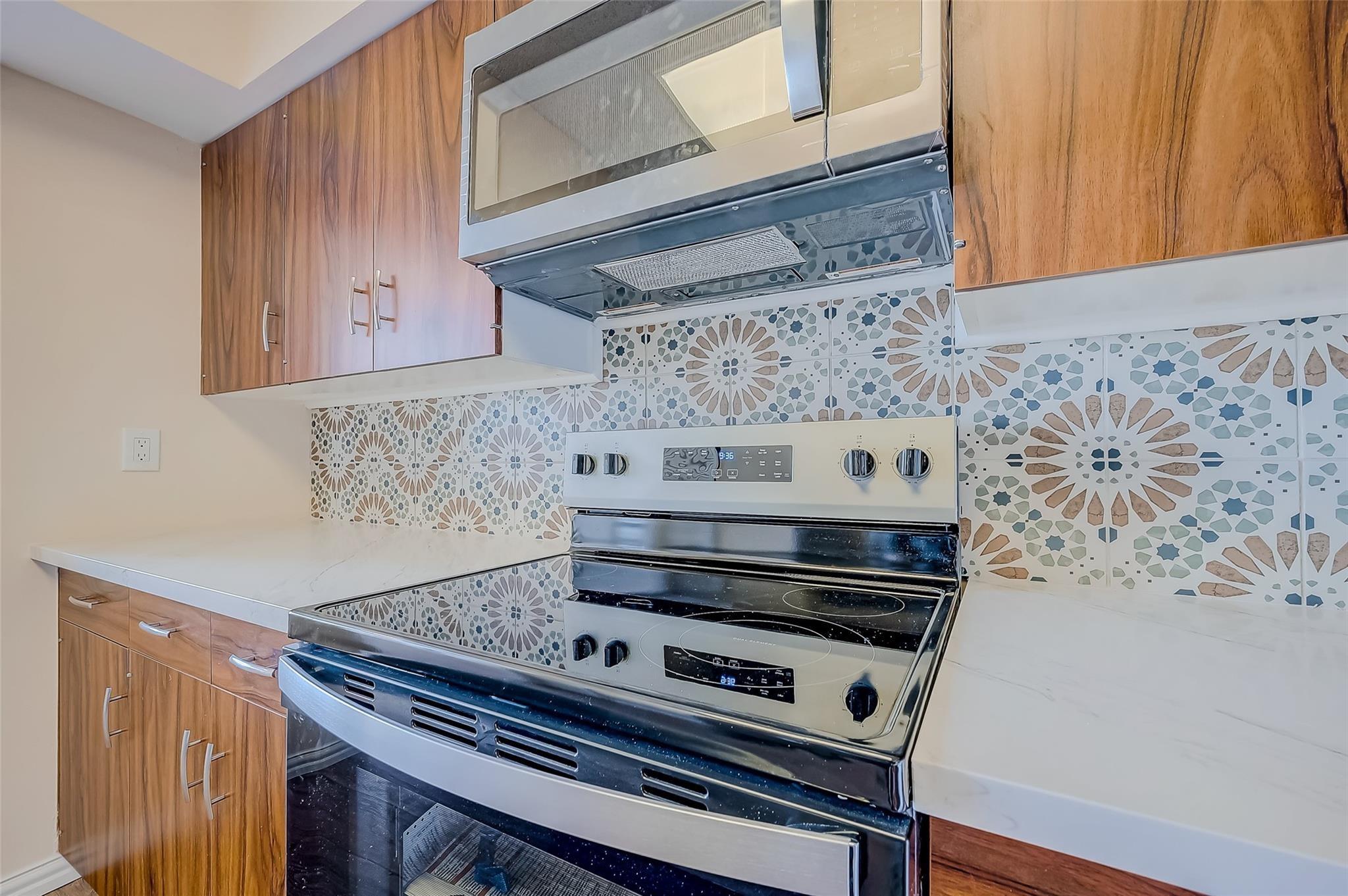 14 Greenway Plaza # 6P