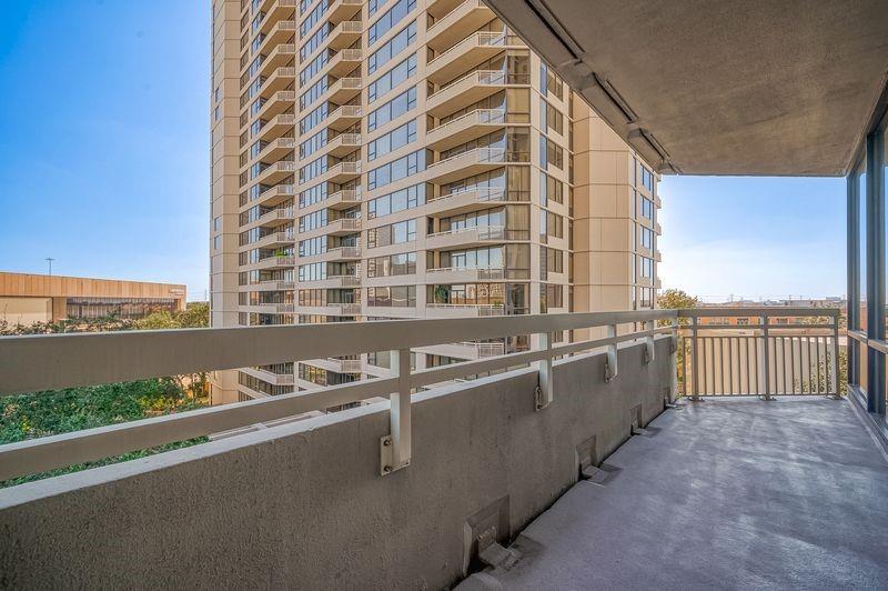 14 Greenway Plaza # 6P