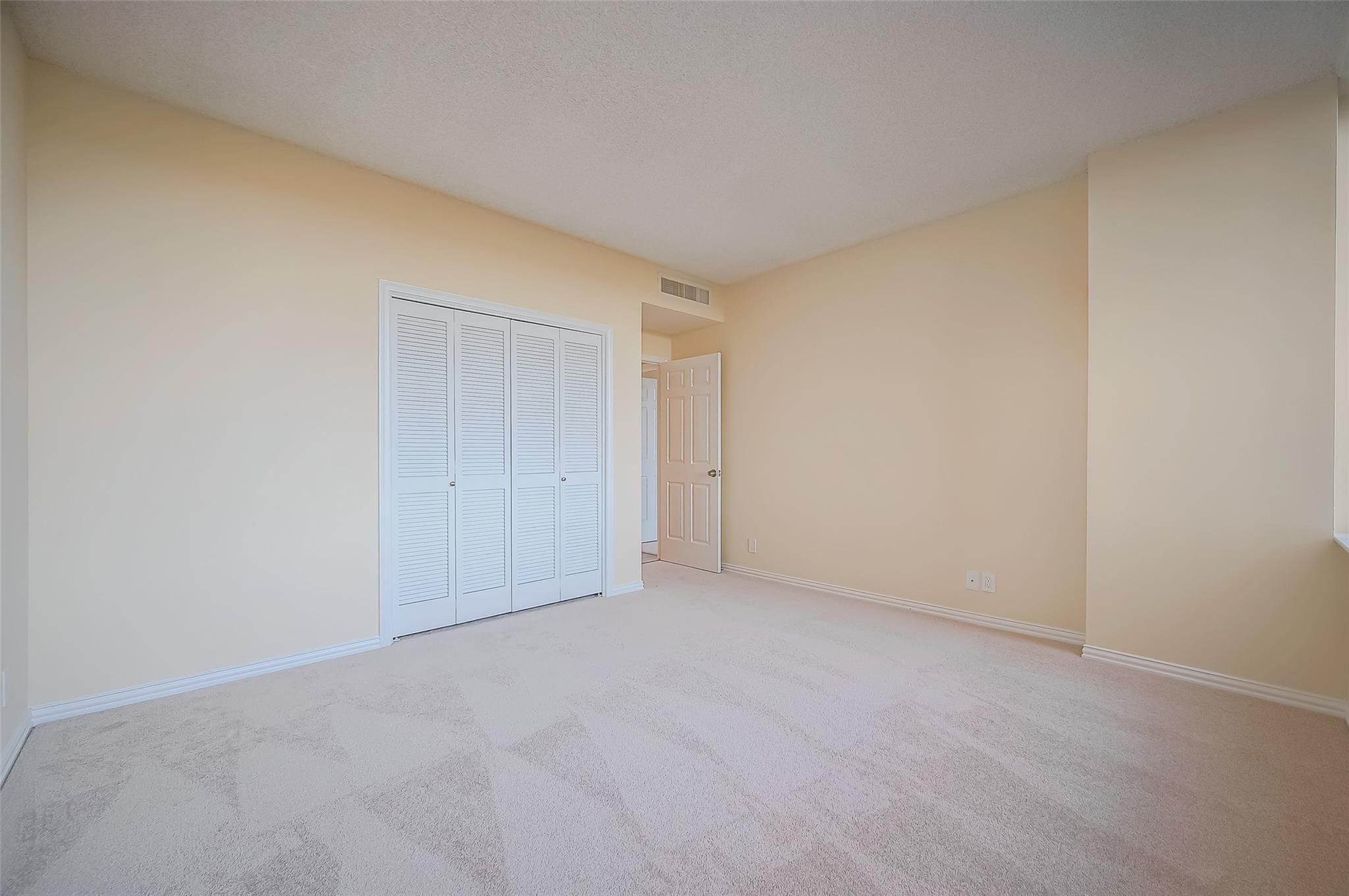 14 Greenway Plaza # 6P