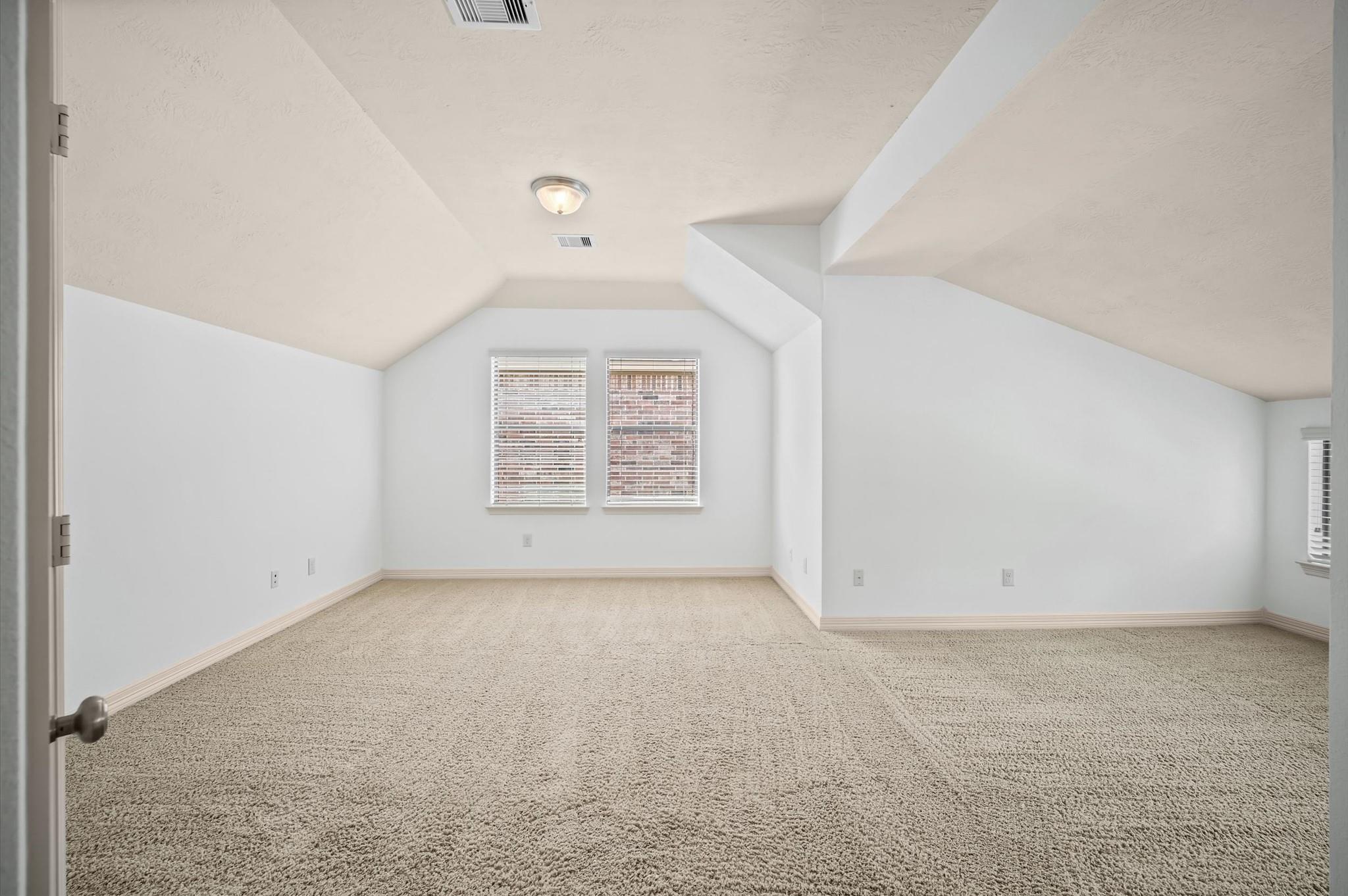 241 W Tupelo Green Circle