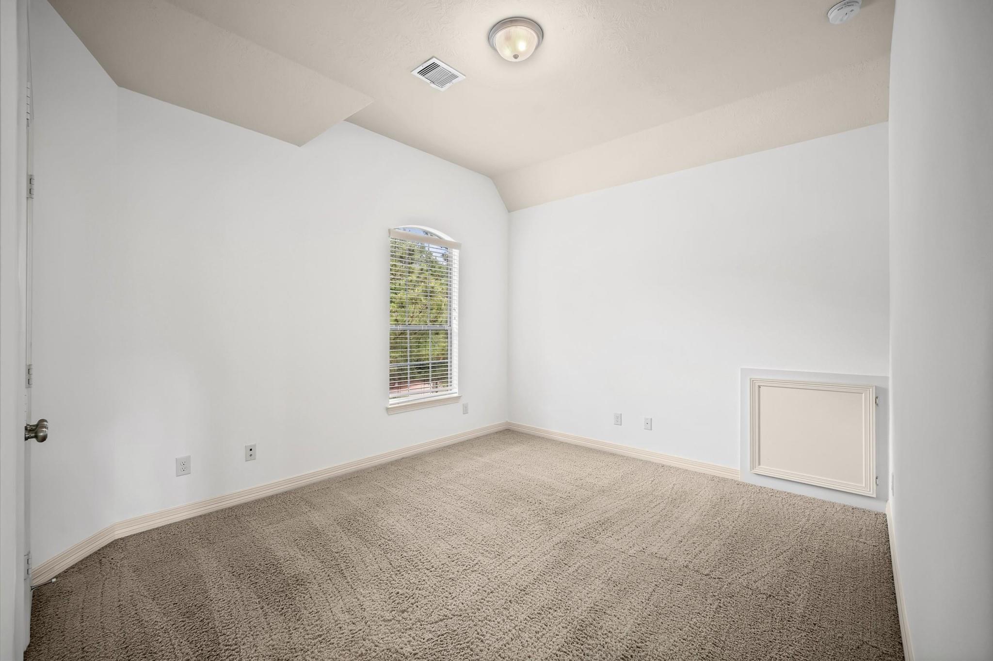 241 W Tupelo Green Circle