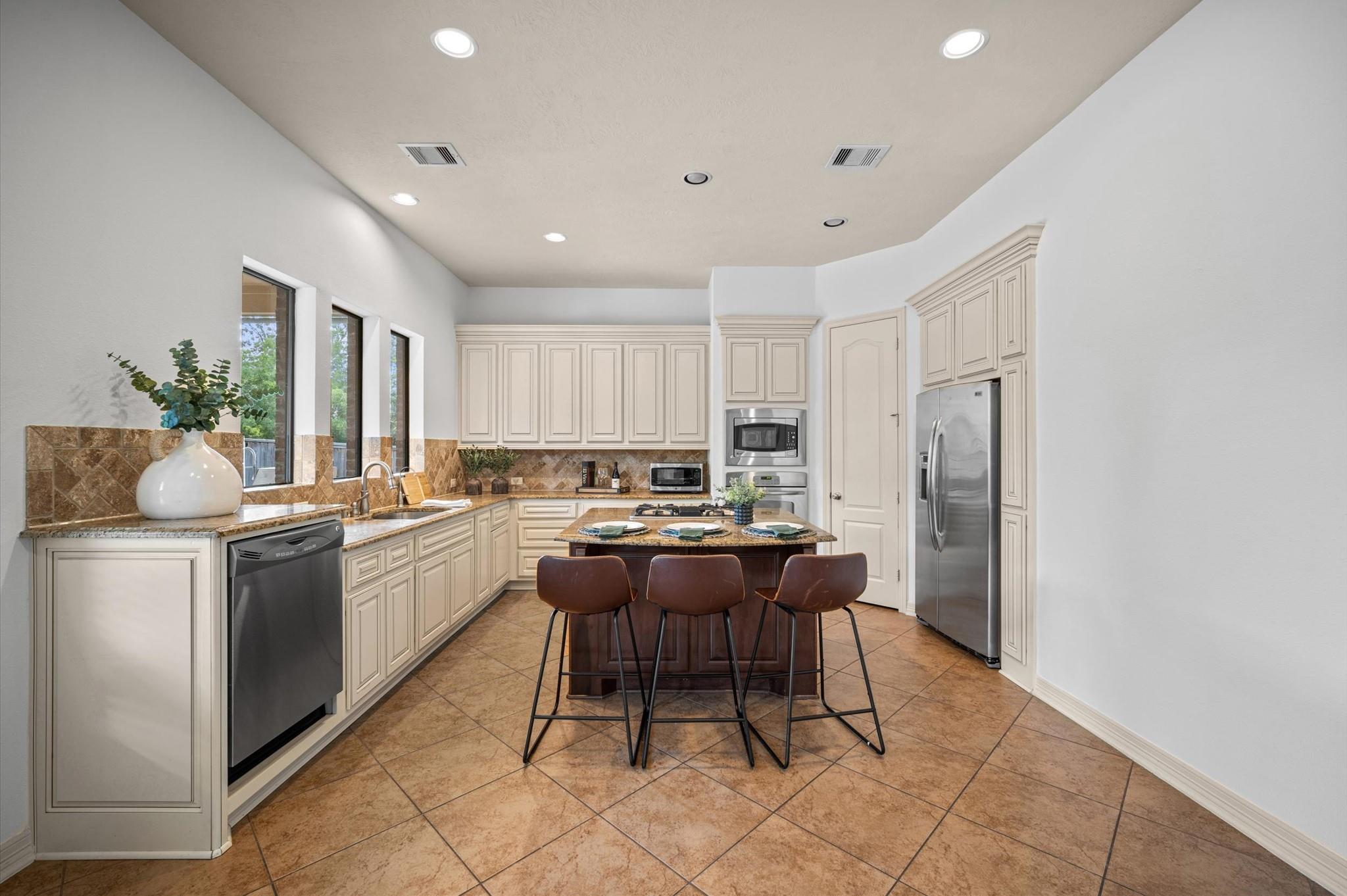 241 W Tupelo Green Circle