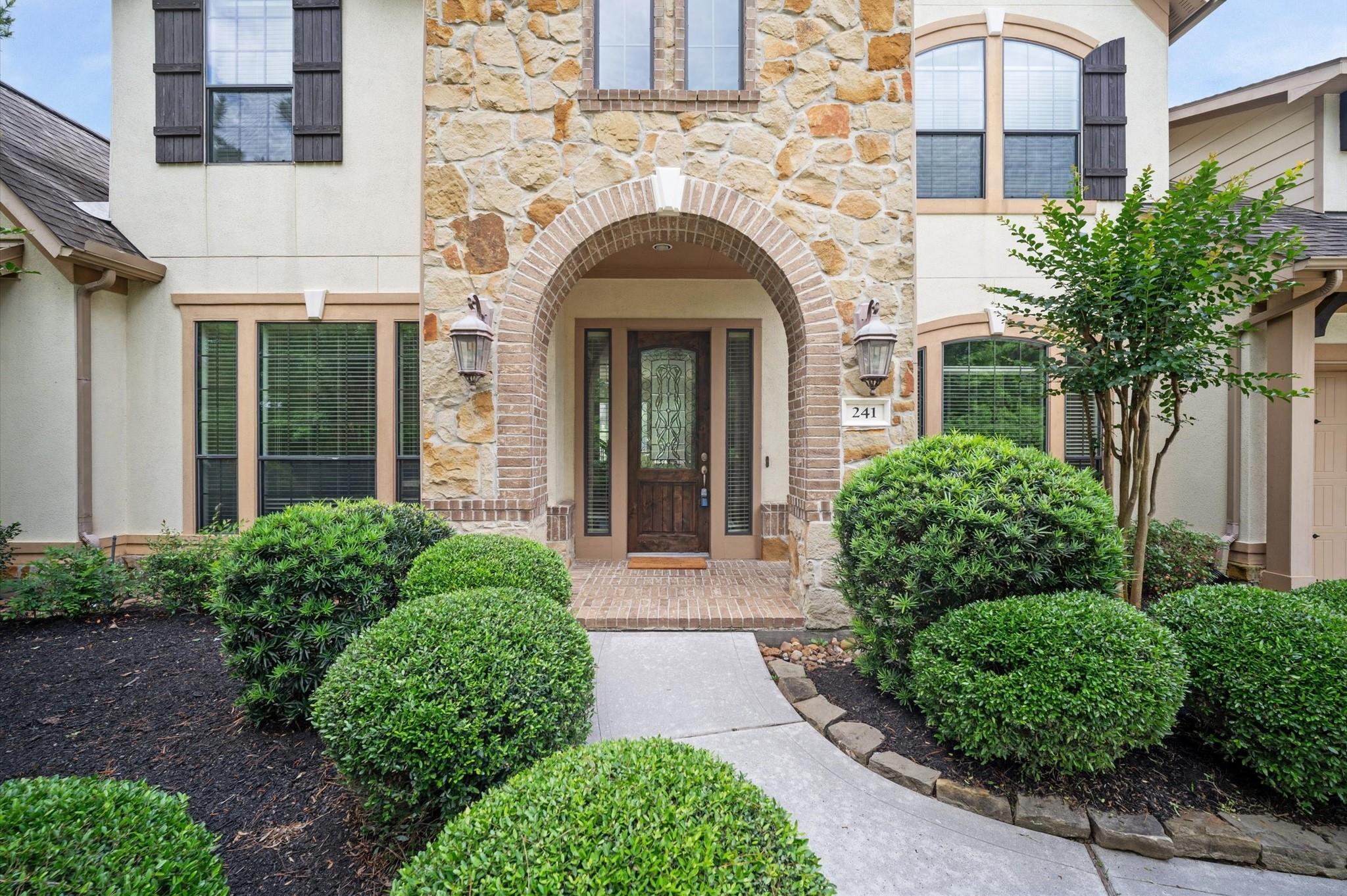 241 W Tupelo Green Circle