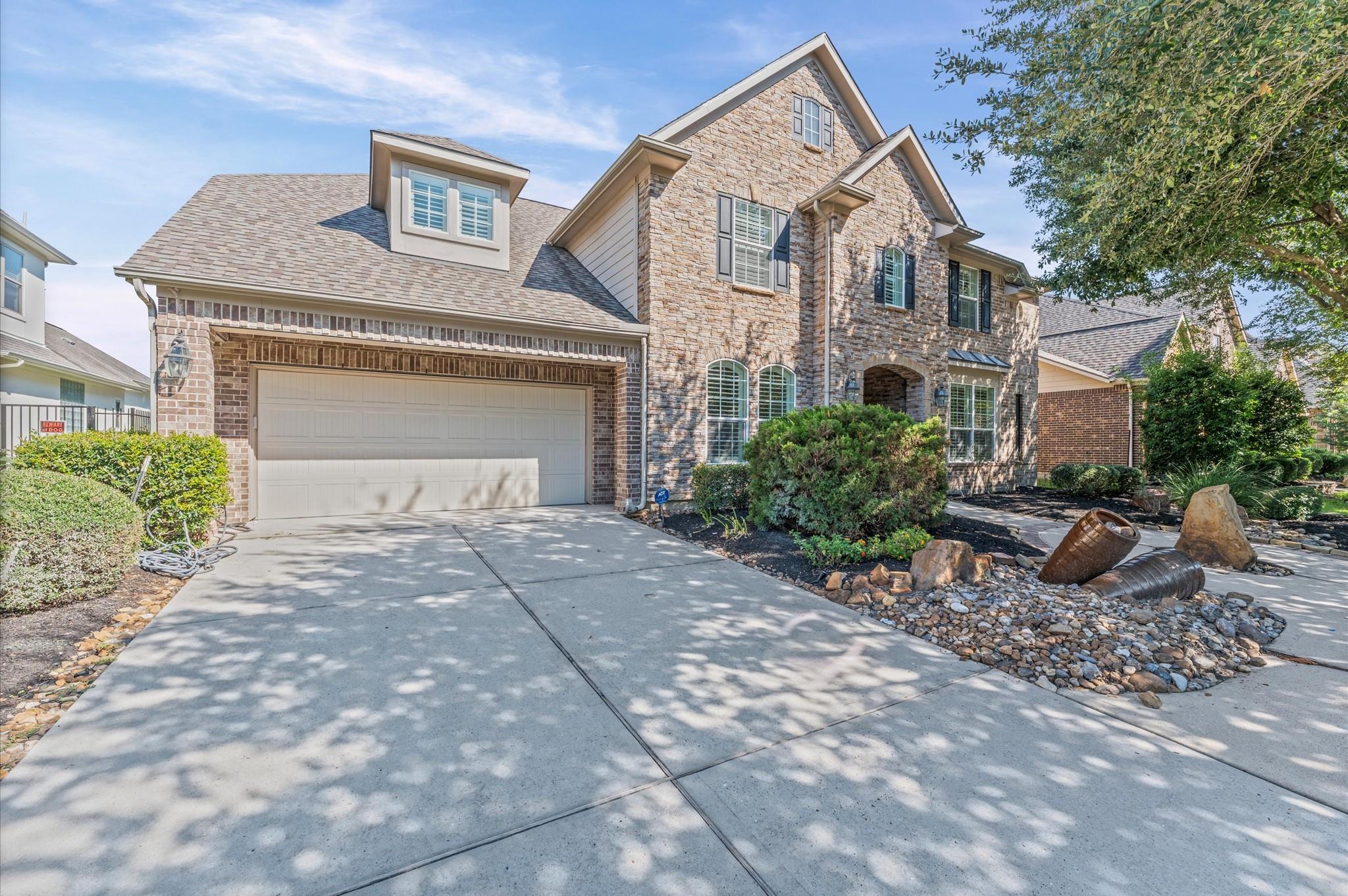 7 N Beech Springs Circle