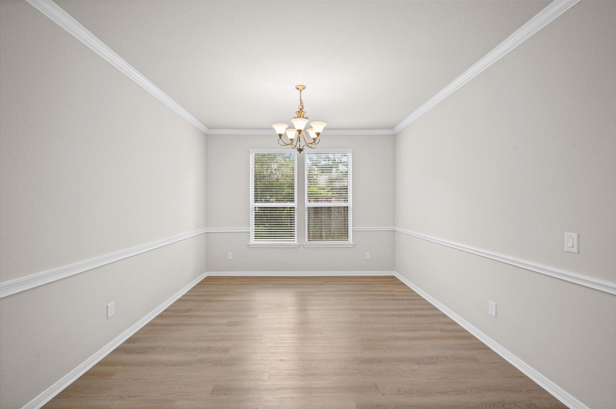10 Log House Court