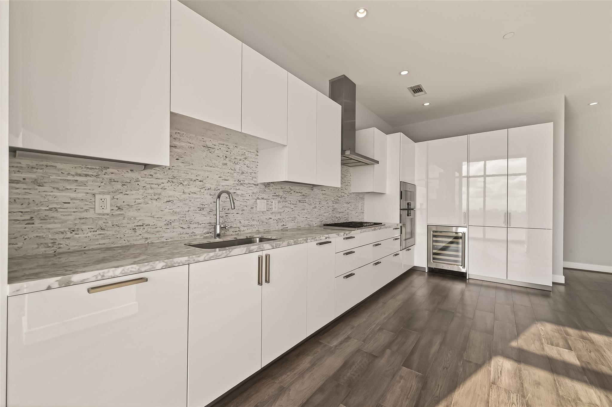 4521 San Felipe Street # 2602