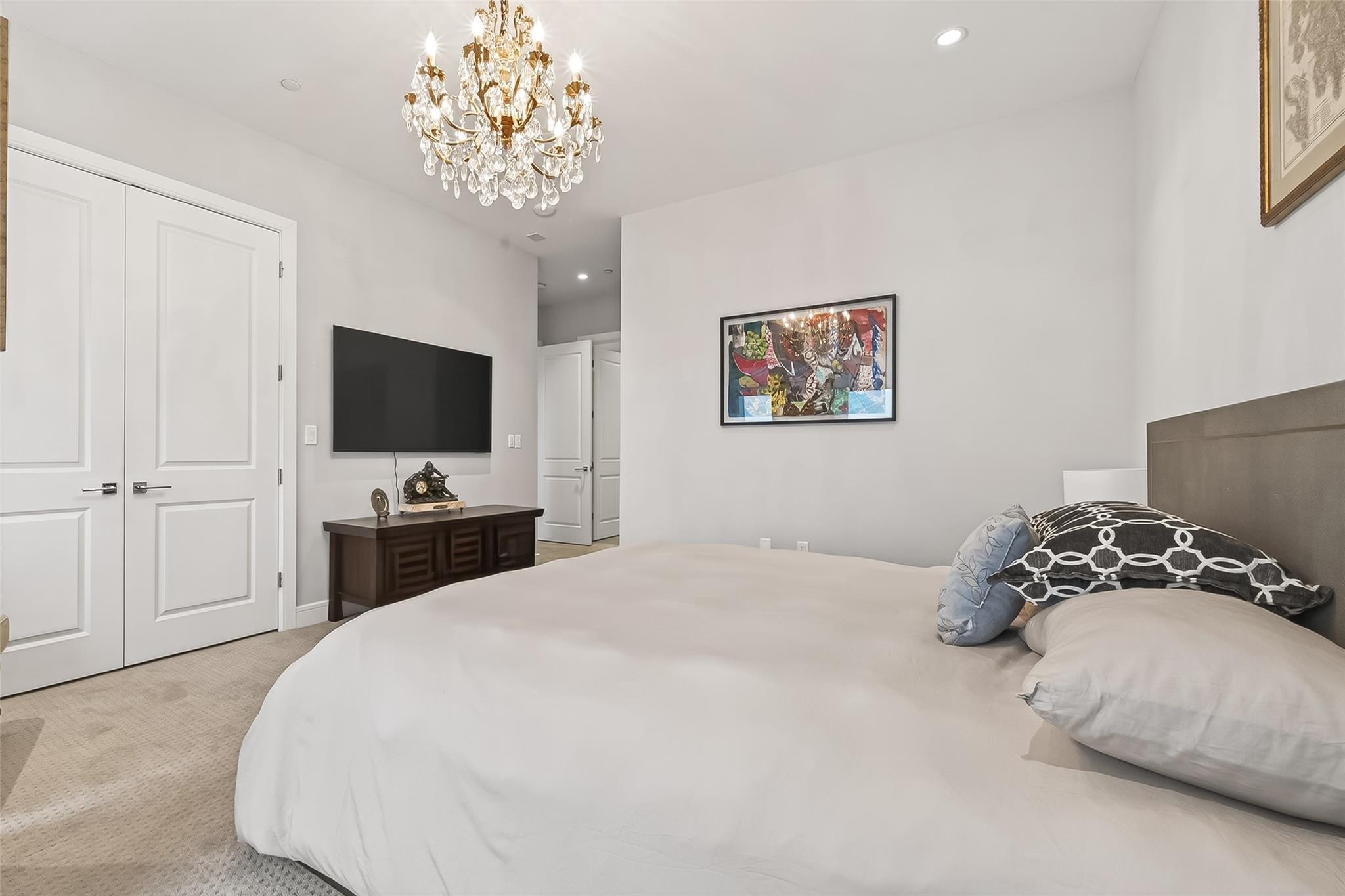 4521 San Felipe Street # 2602