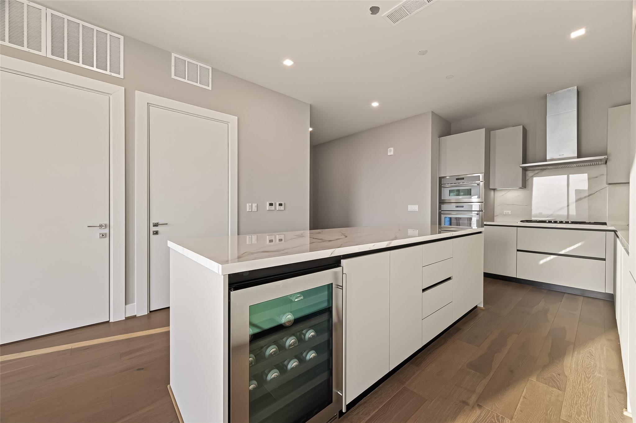 1711 Allen Parkway # 2203