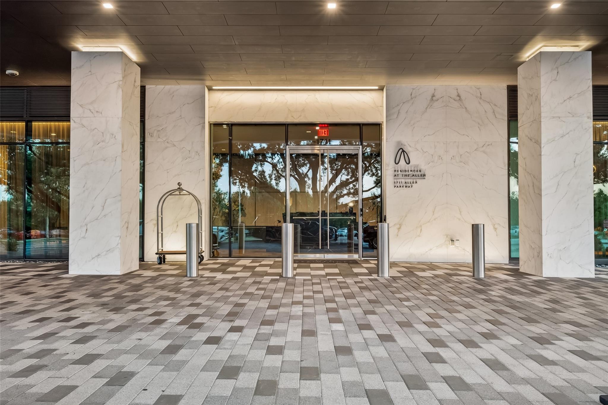 1711 Allen Parkway # 2203