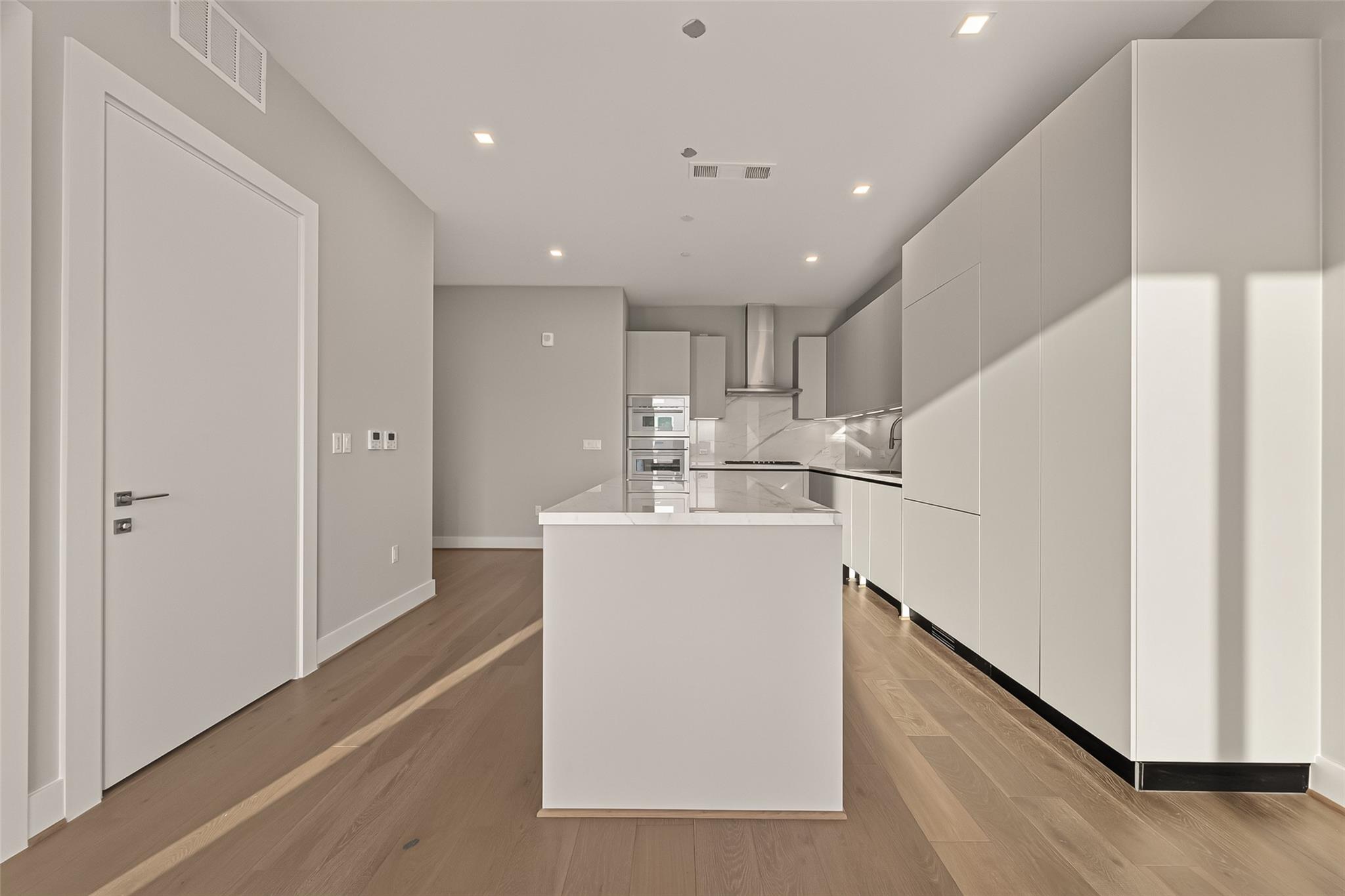 1711 Allen Parkway # 2203