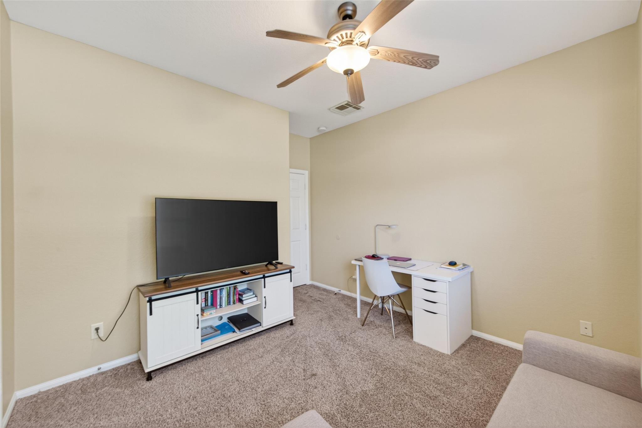 66 W Lasting Spring Circle