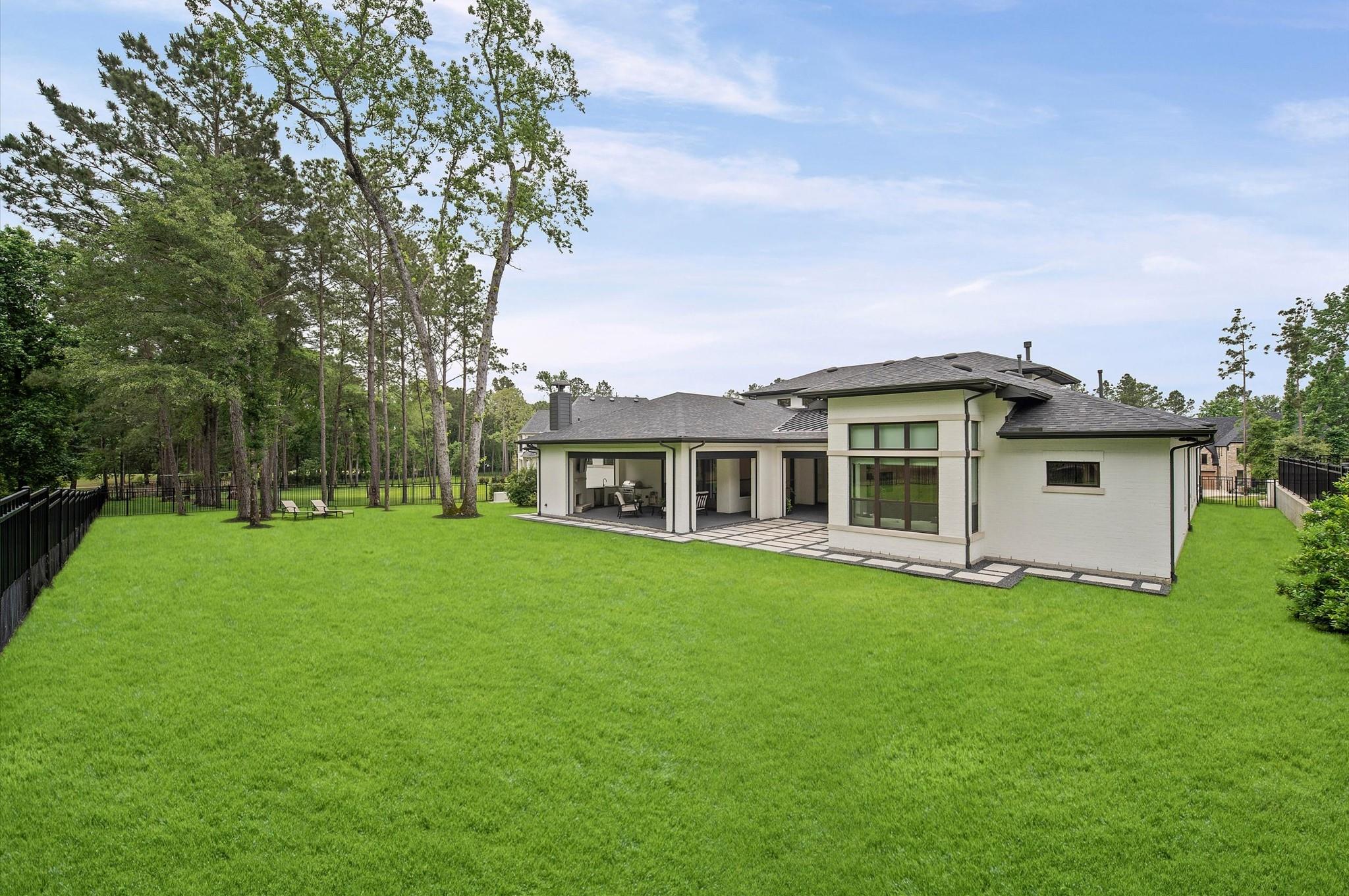 416 Huntington Park Drive