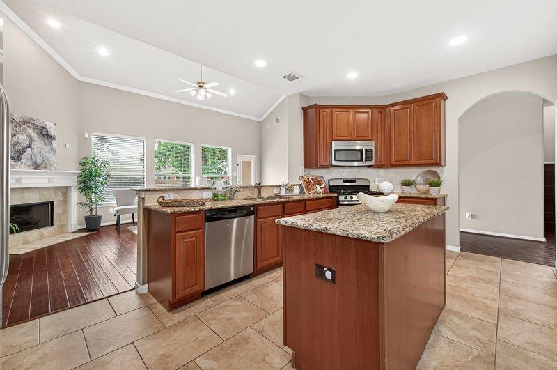 111 S Rocky Point Circle