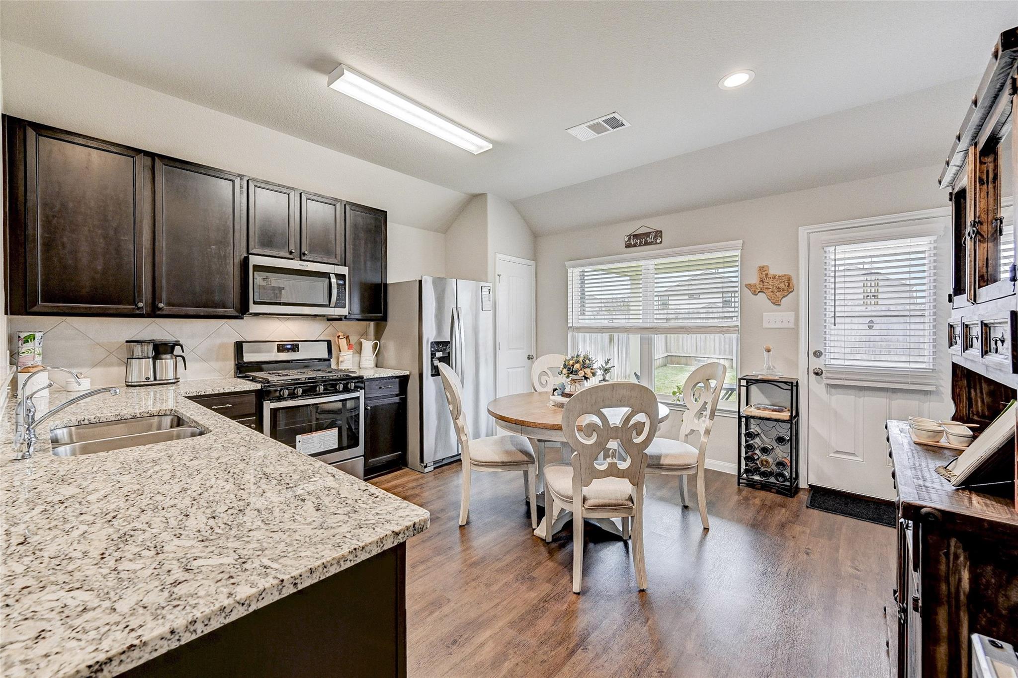 3627 Giorgio Pastel Place