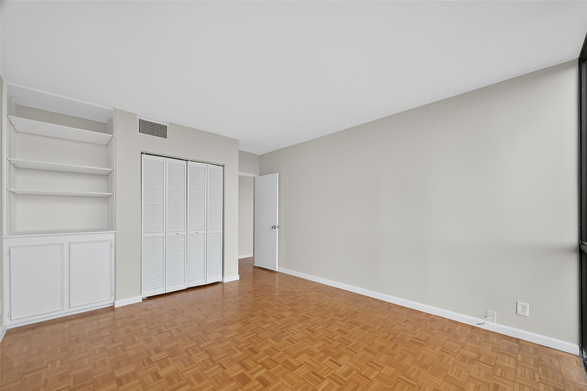 5001 Woodway Drive # 1804