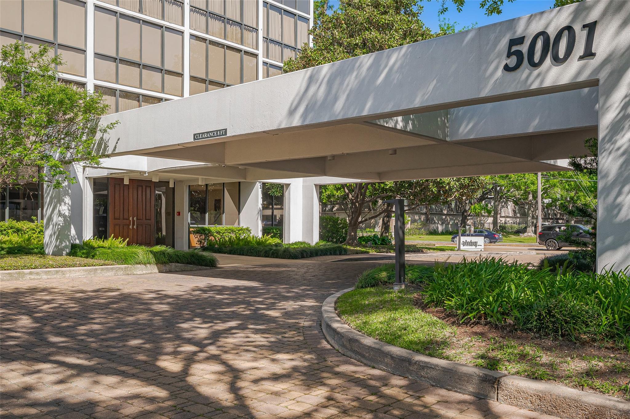 5001 Woodway Drive # 1804