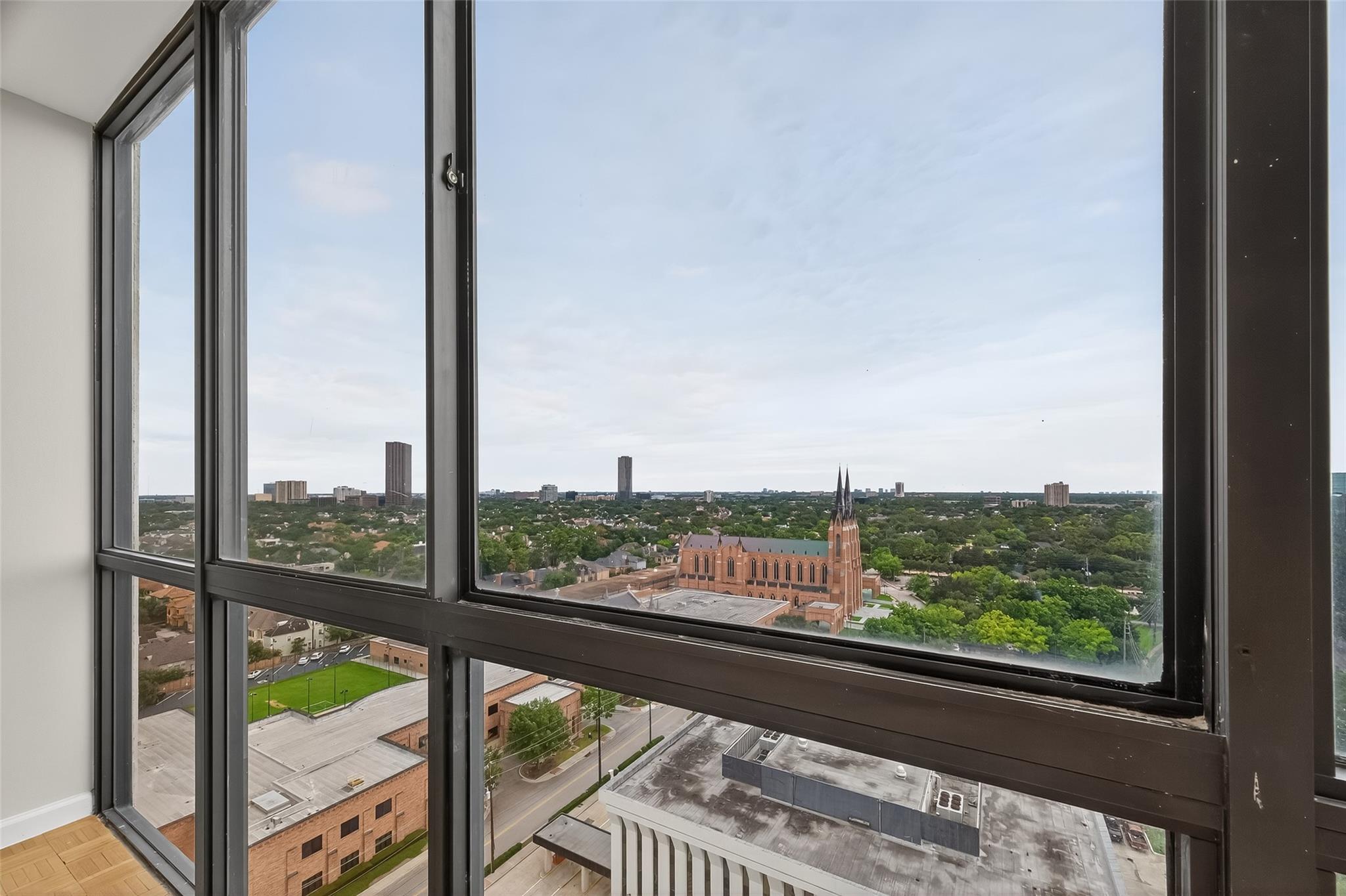 5001 Woodway Drive # 1804