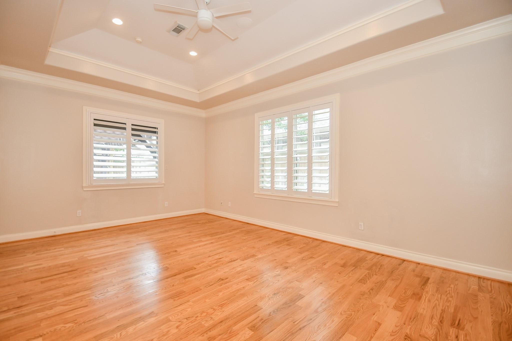 7626 E Jordan Cove