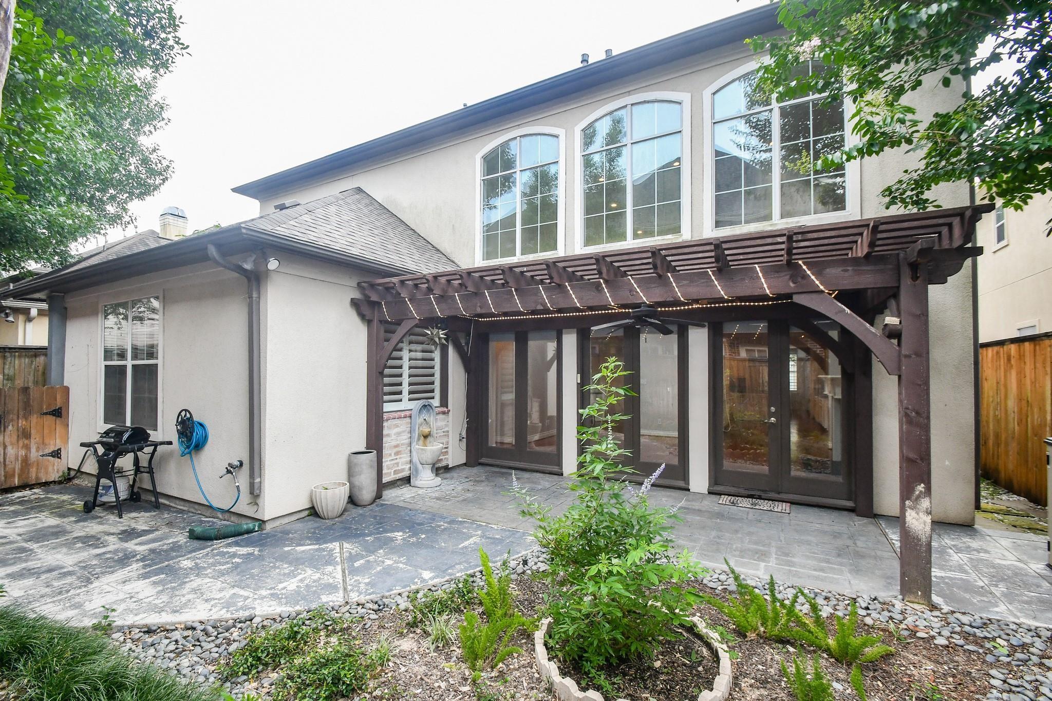 7626 E Jordan Cove