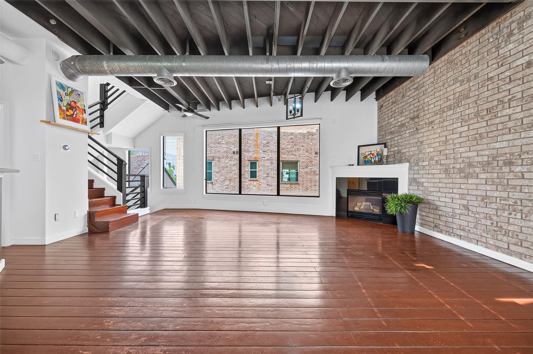 708 W Clay Street