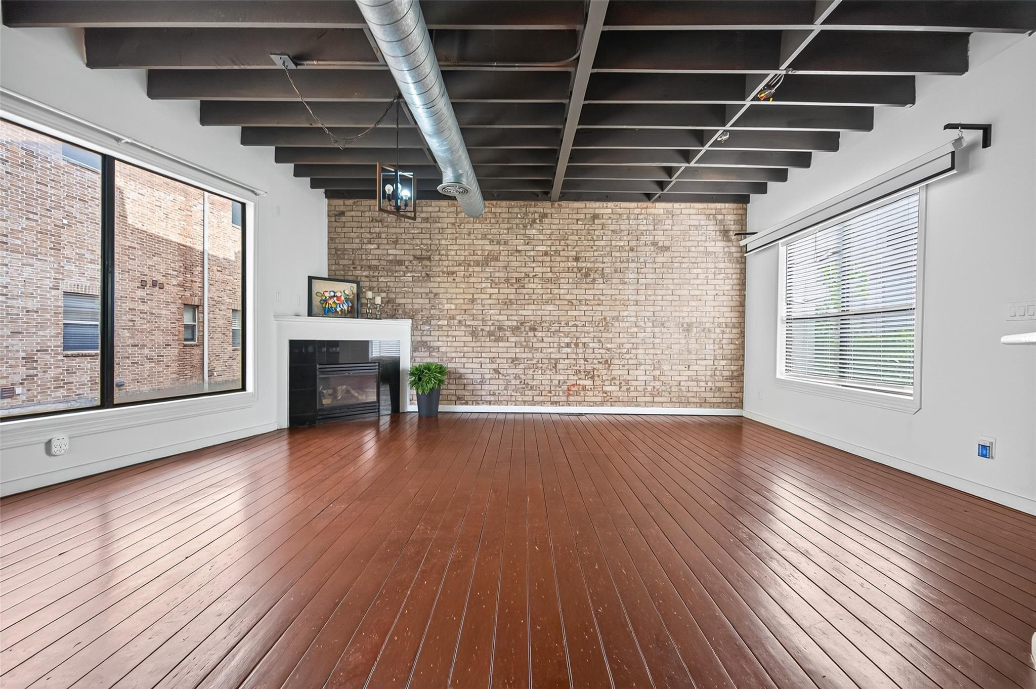 708 W Clay Street