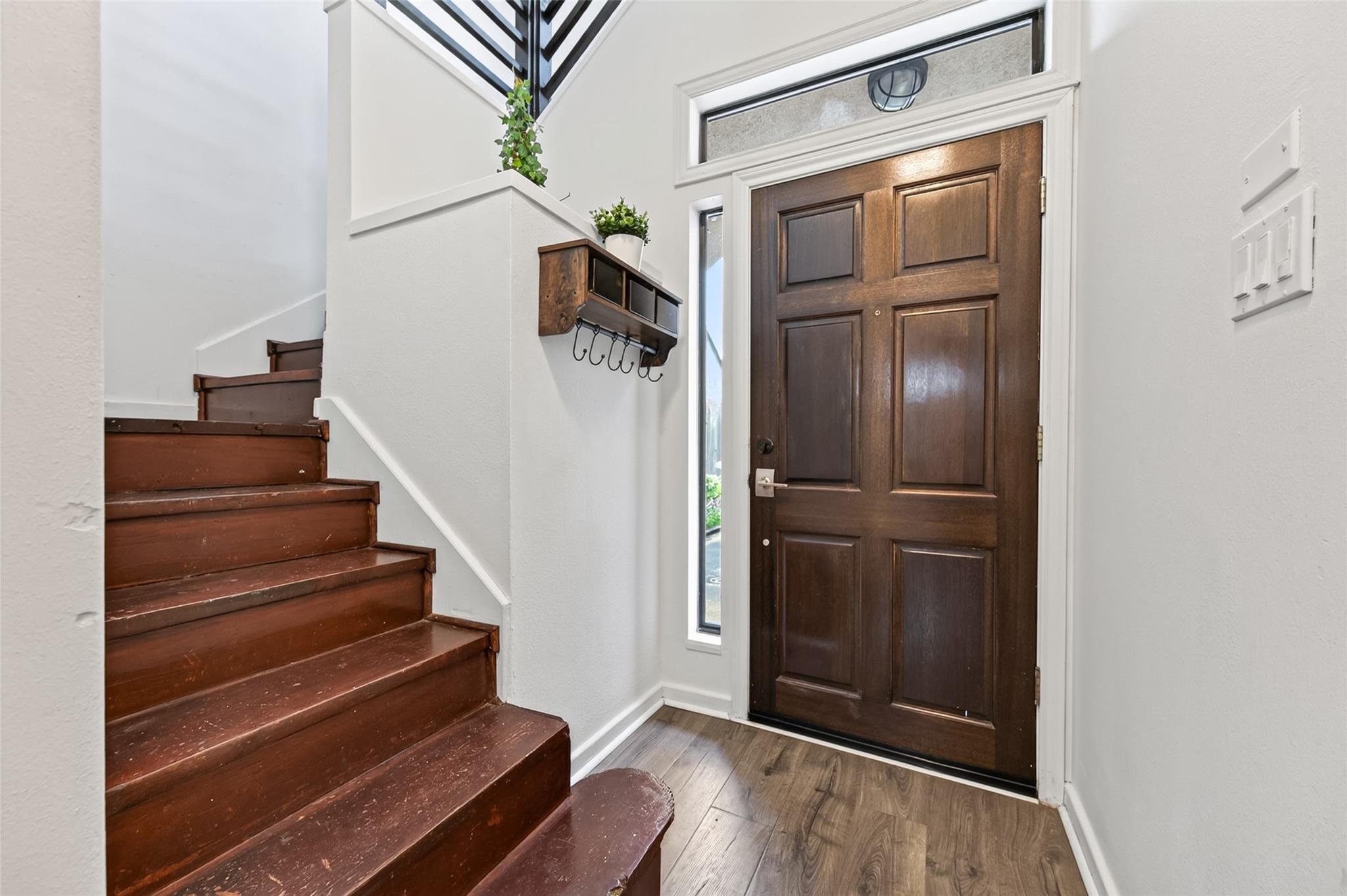708 W Clay Street