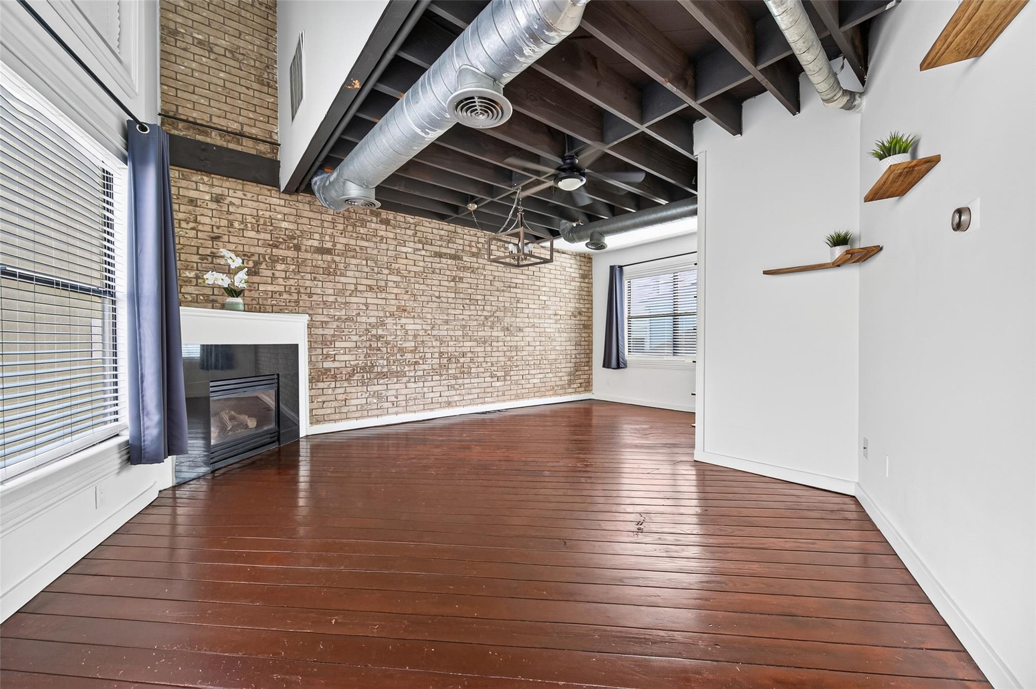 708 W Clay Street