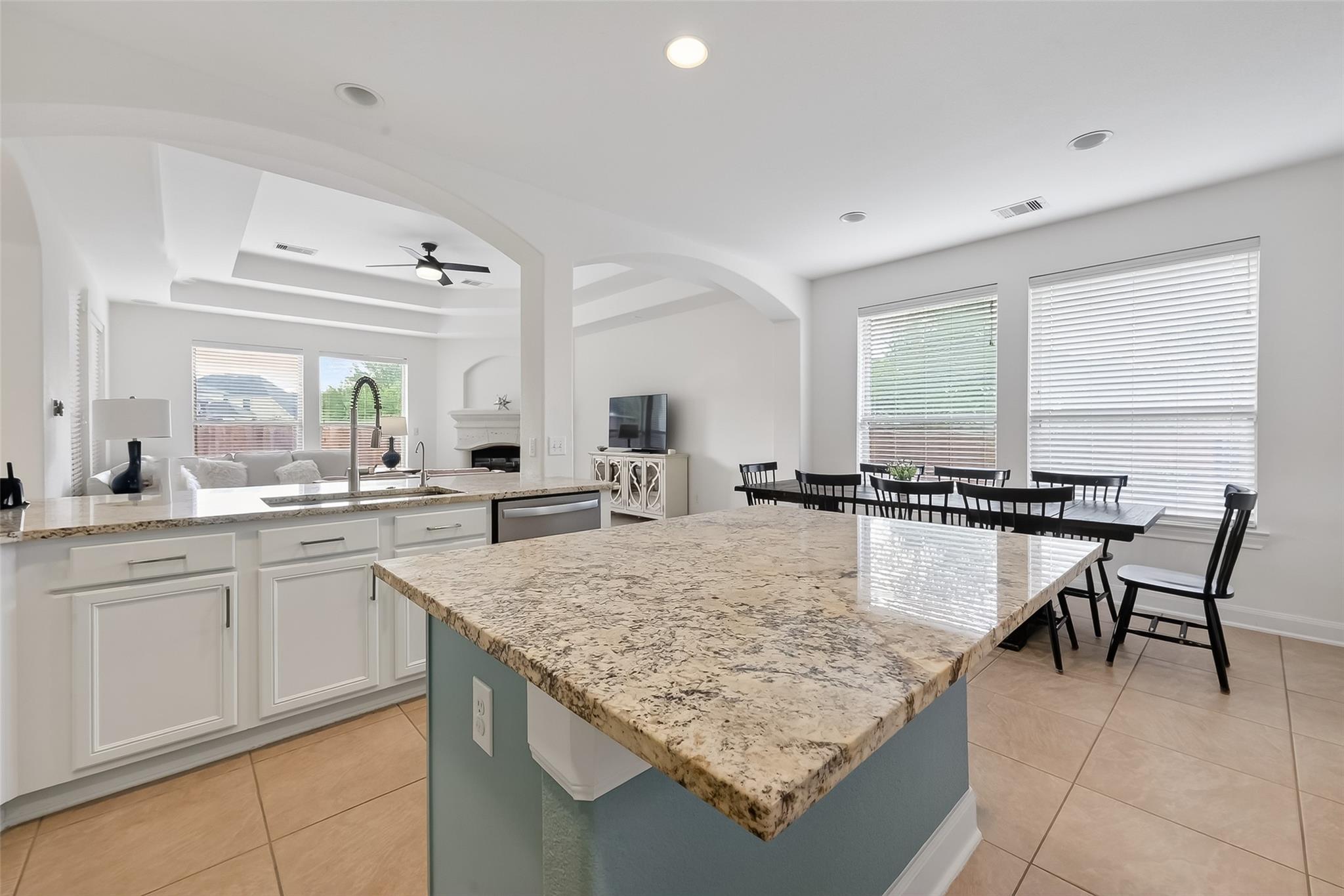 99 Buck Trail Place