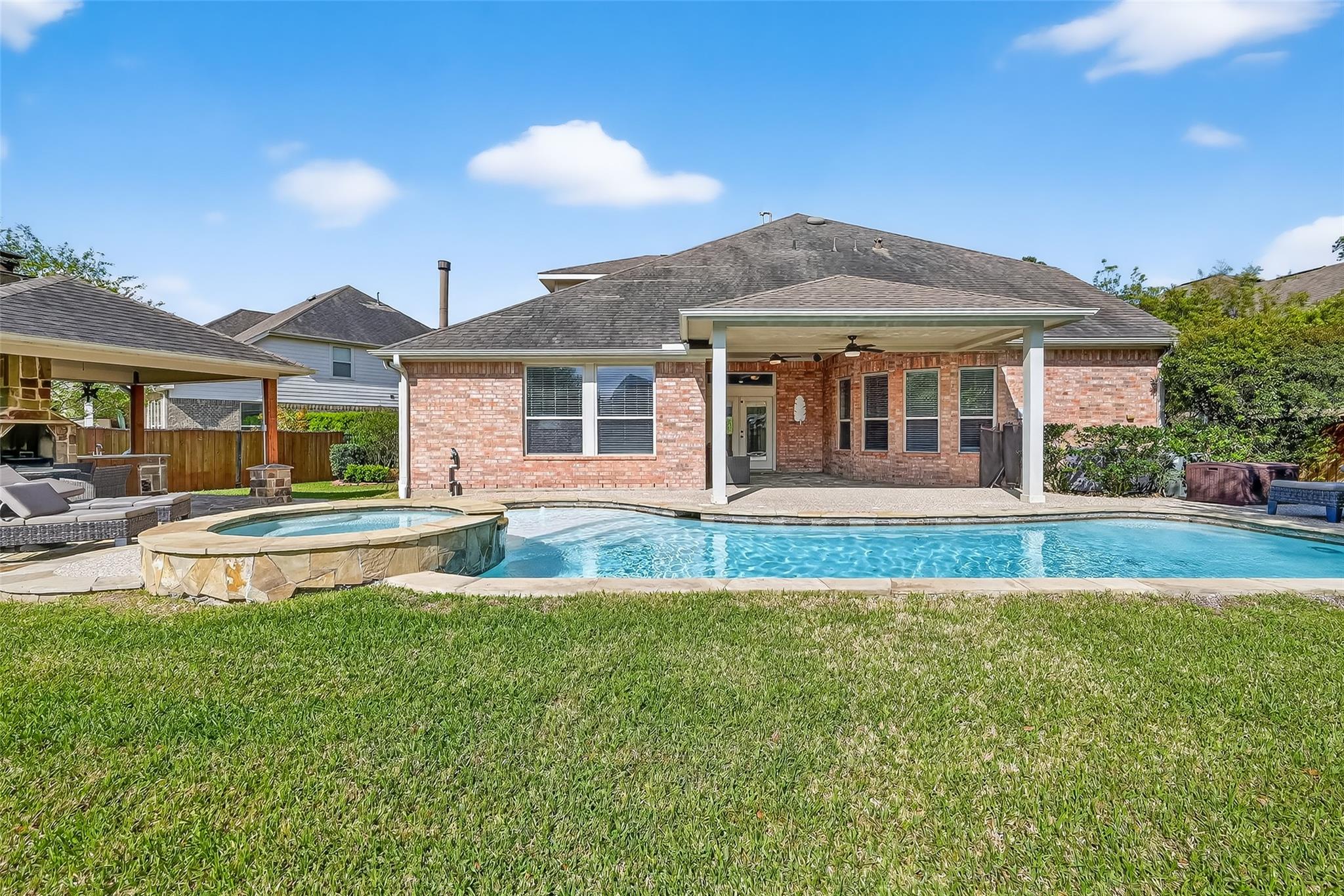 99 Buck Trail Place