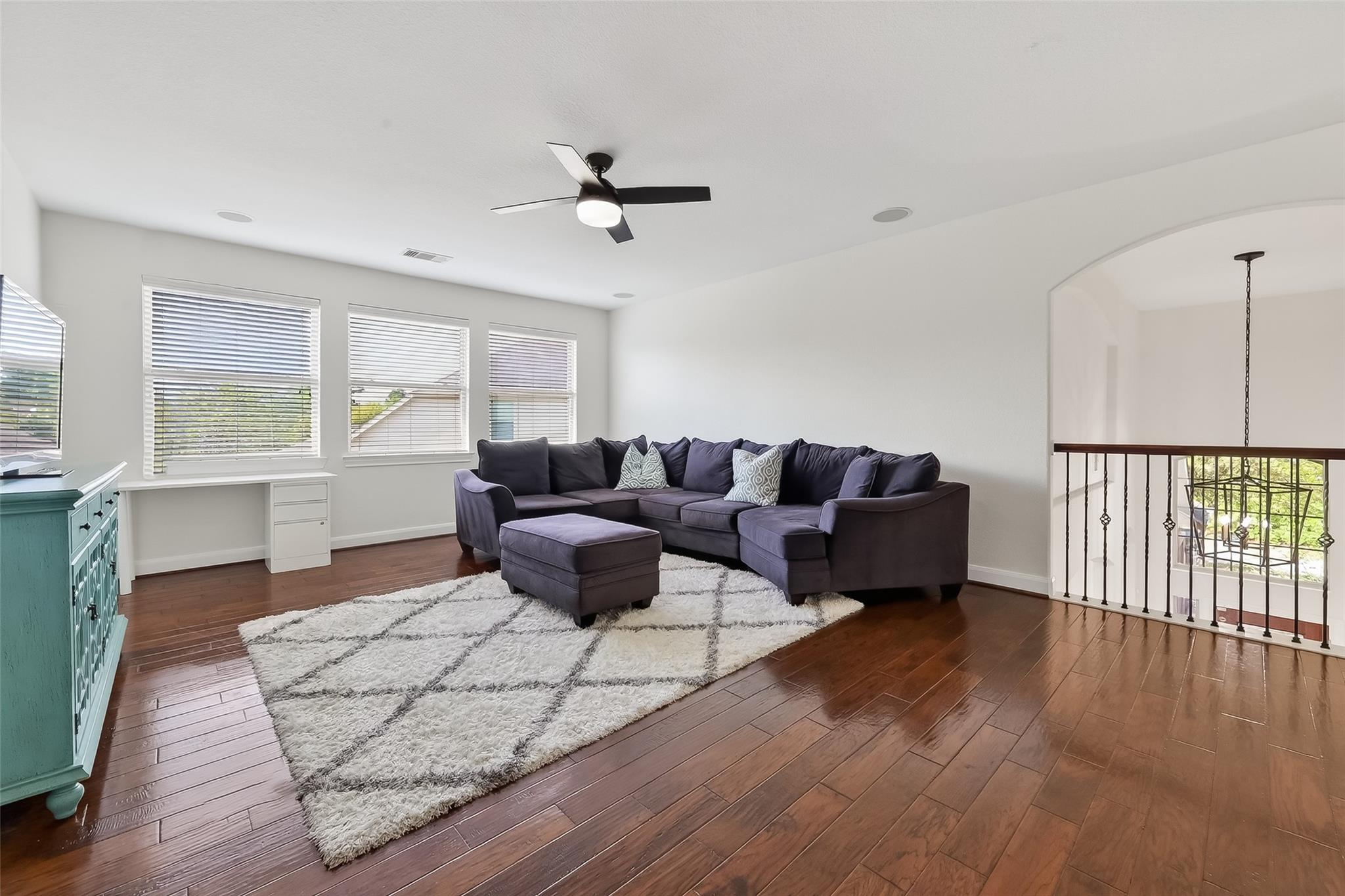 99 Buck Trail Place