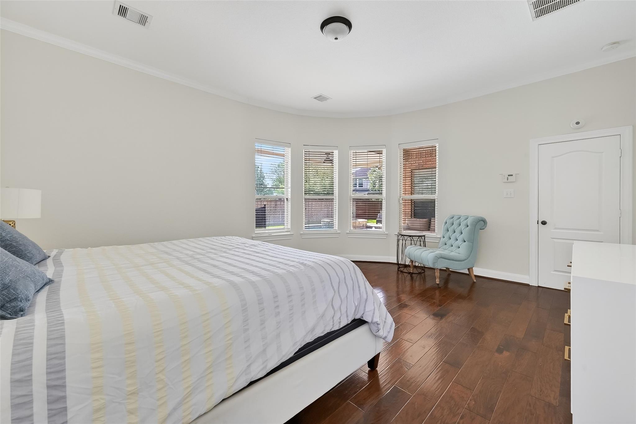 99 Buck Trail Place