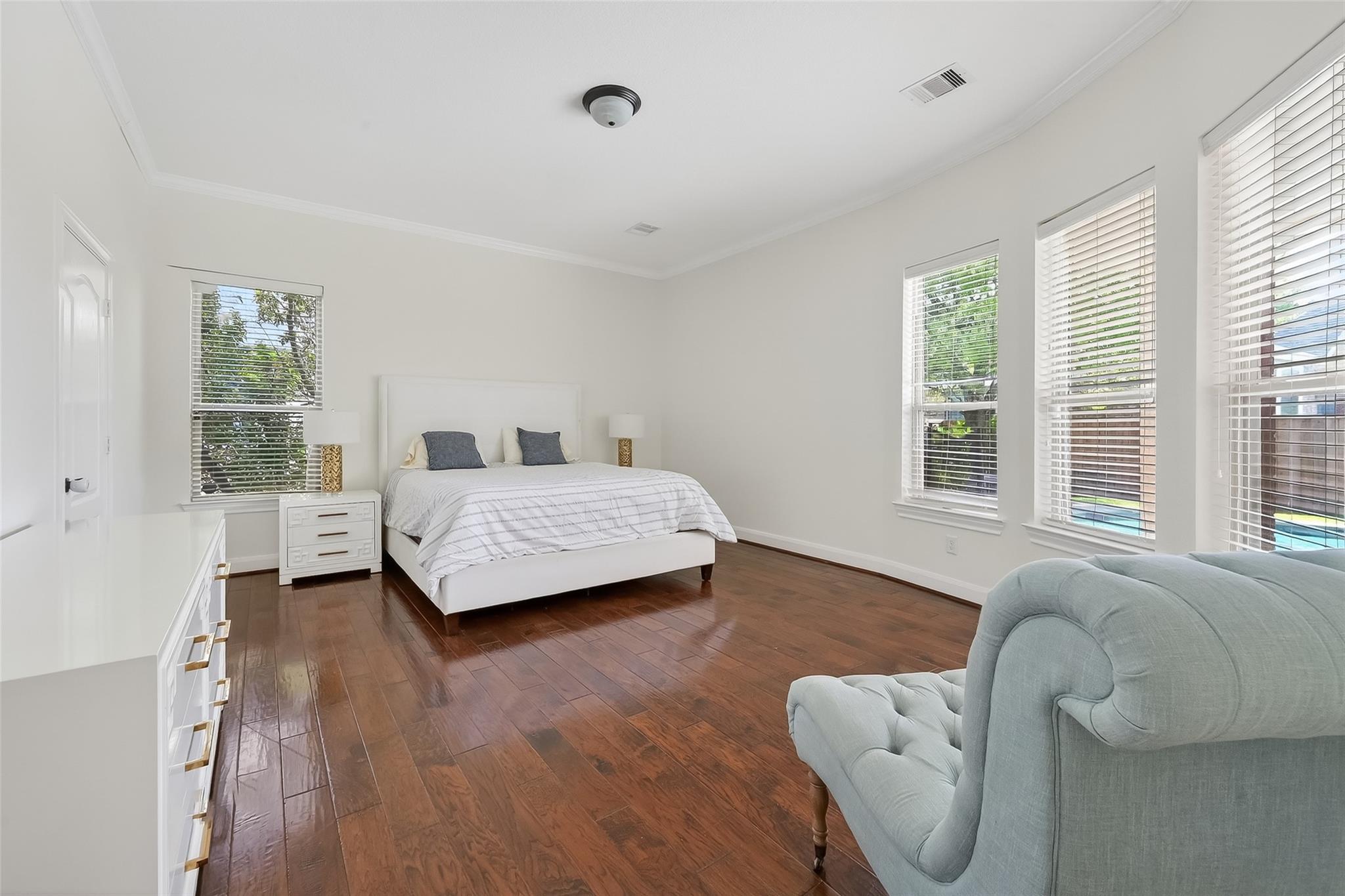 99 Buck Trail Place