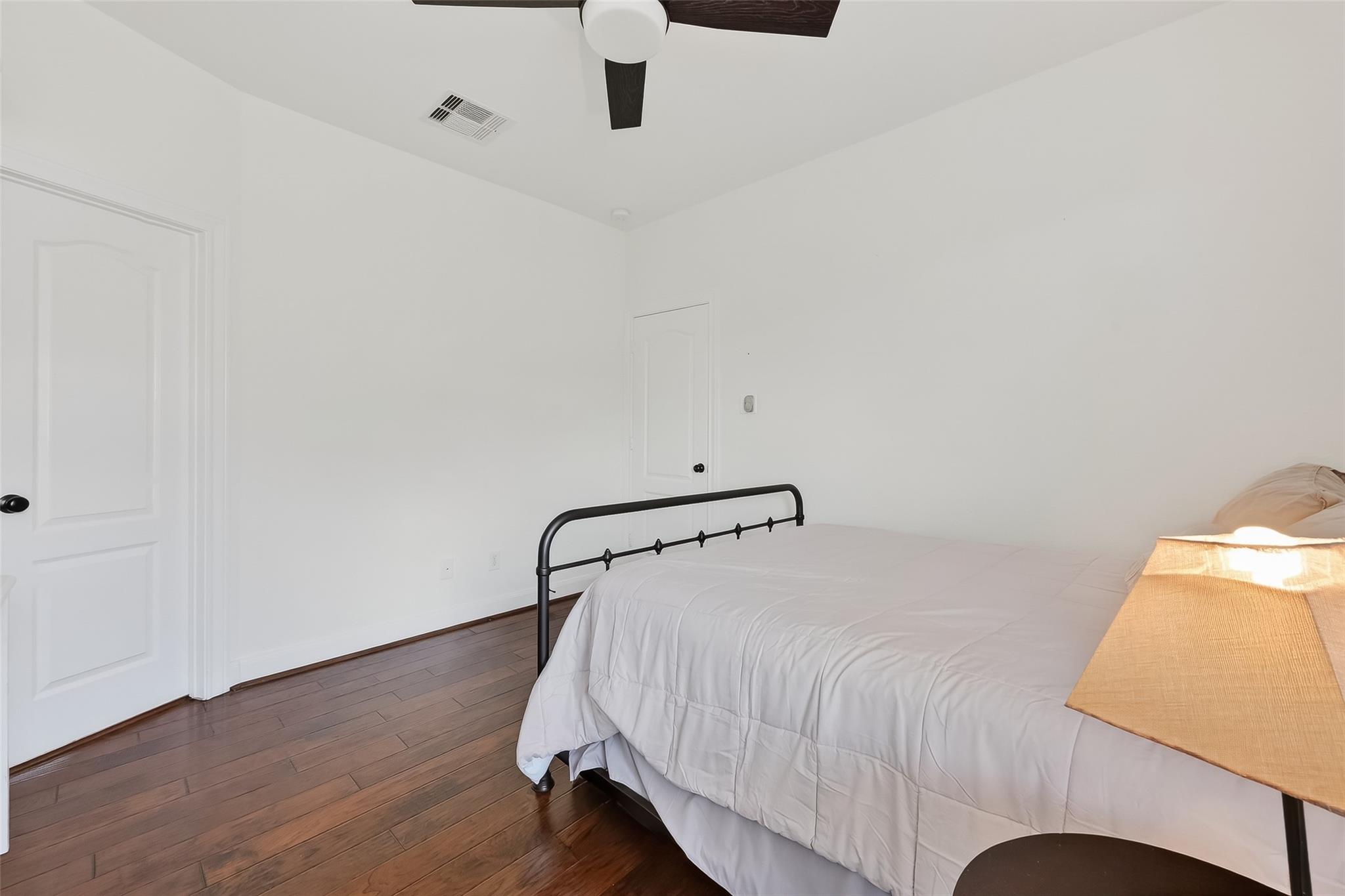 99 Buck Trail Place