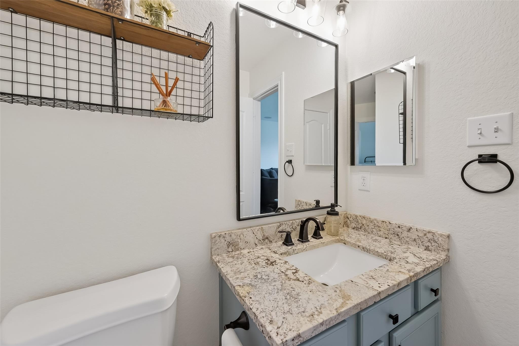 99 Buck Trail Place