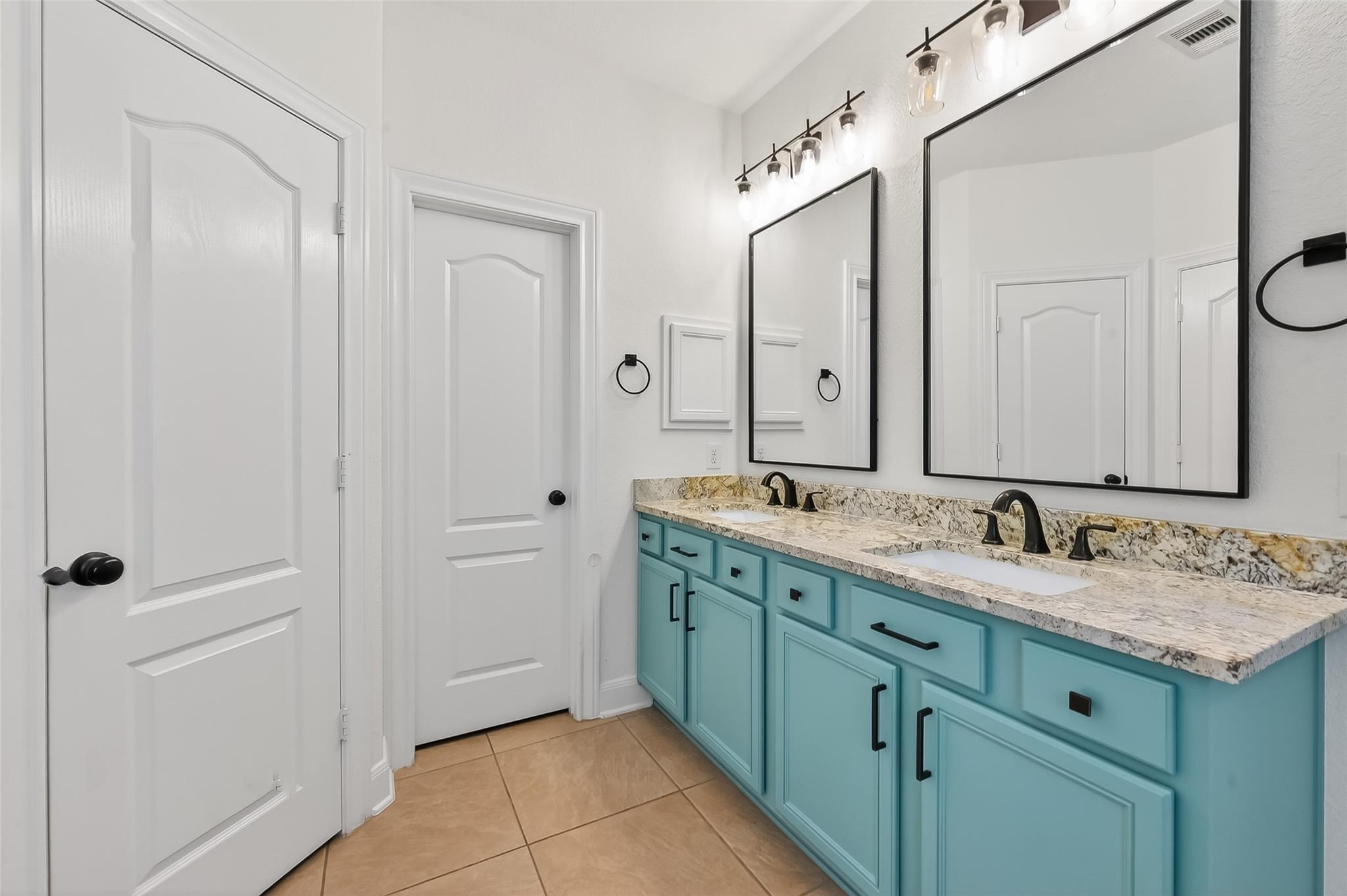 99 Buck Trail Place
