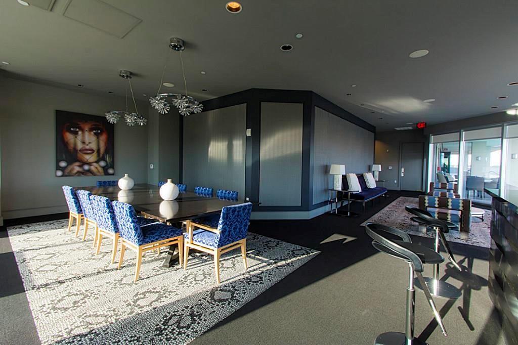 1600 Post Oak # 1202