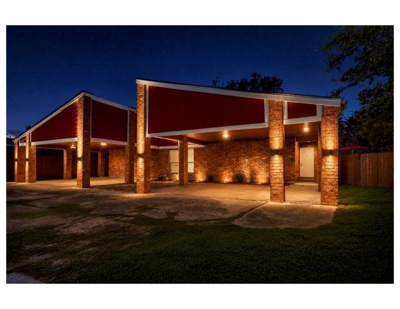 8004 Beechnut Street