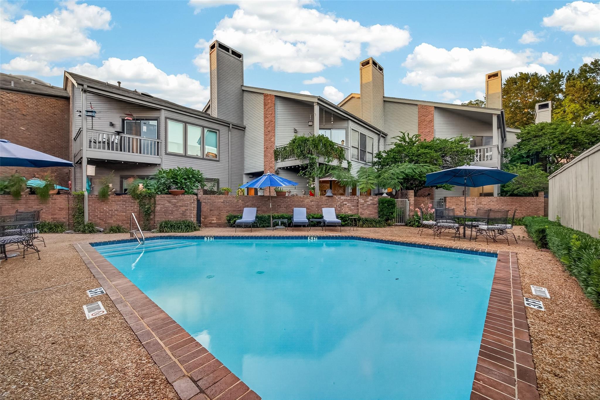 6000 Sugar Hill Drive # 17