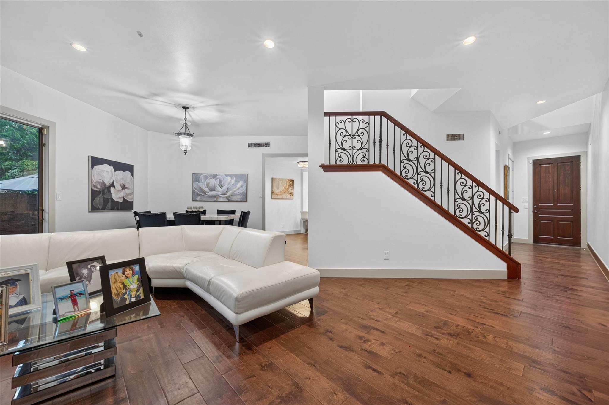 6000 Sugar Hill Drive # 17