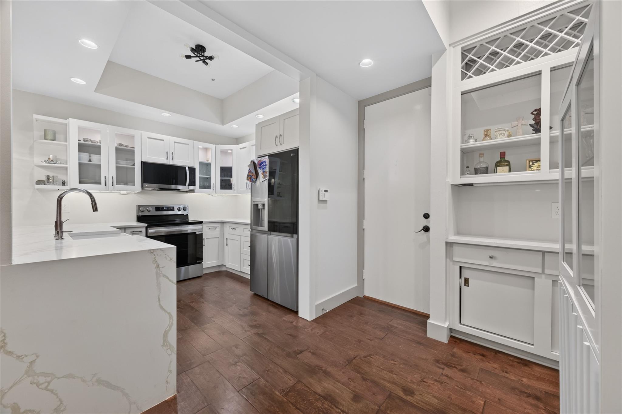 6000 Sugar Hill Drive # 17