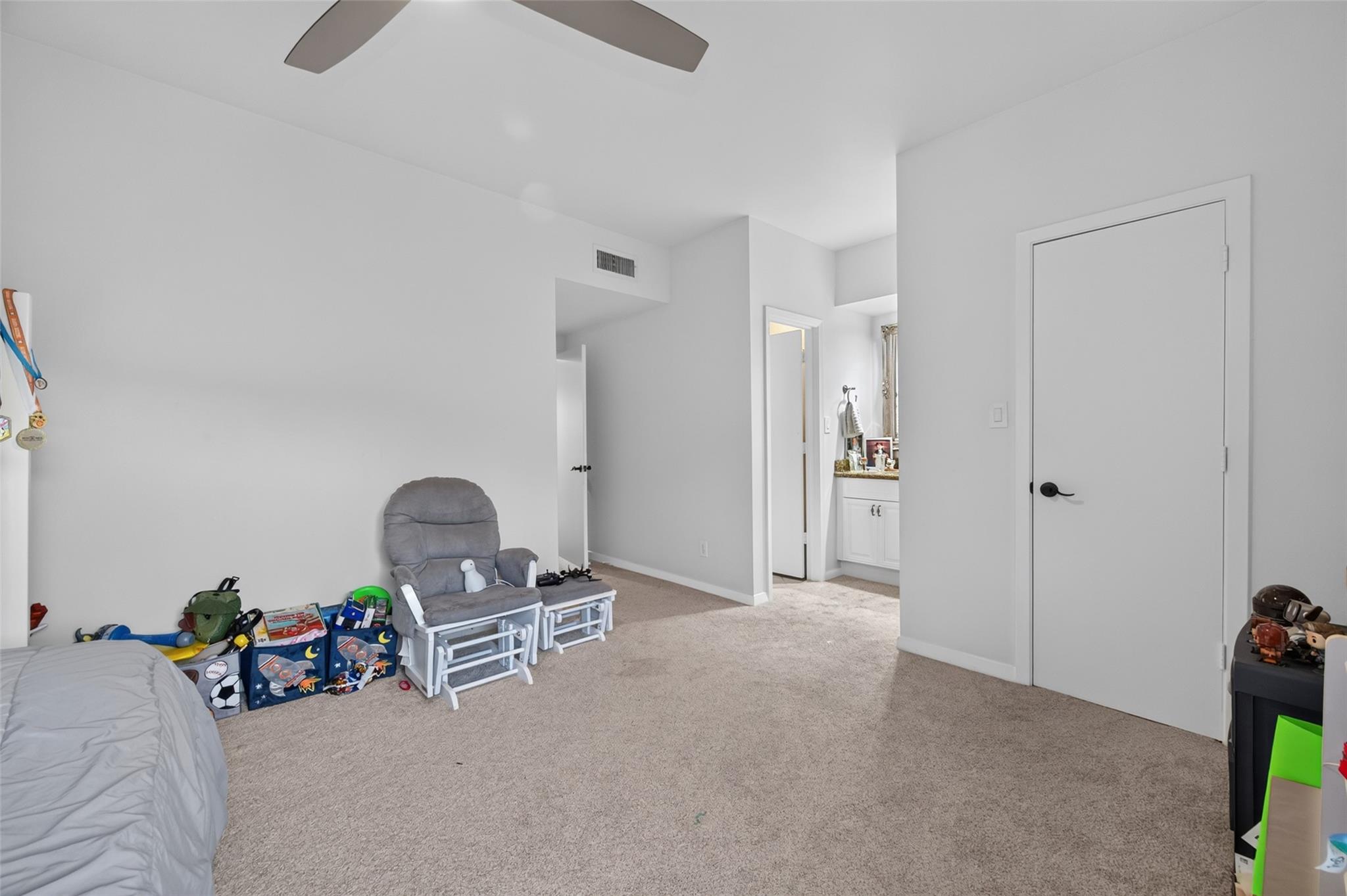6000 Sugar Hill Drive # 17
